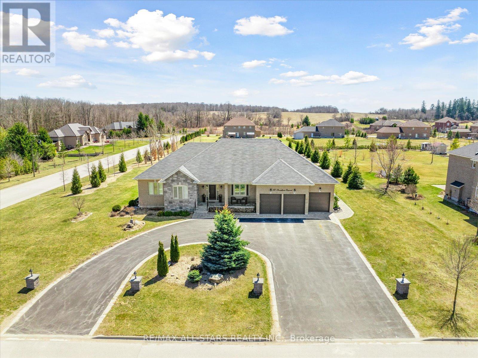 66 Stonesthrow Crescent, Uxbridge, Ontario  L0C 1A0 - Photo 2 - N12160503