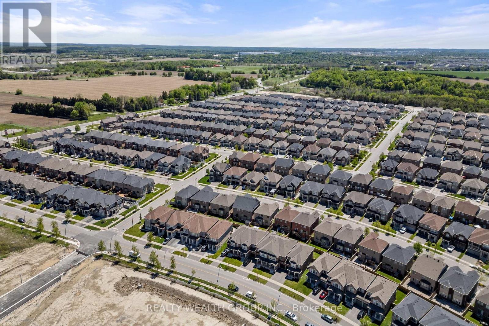 69 Jim Mortson Drive, East Gwillimbury, Ontario  L4H 3Z7 - Photo 48 - N12160582