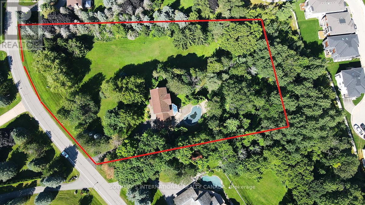 30 Hunters Glen Road, Aurora, Ontario  L4G 6W4 - Photo 9 - N12160643