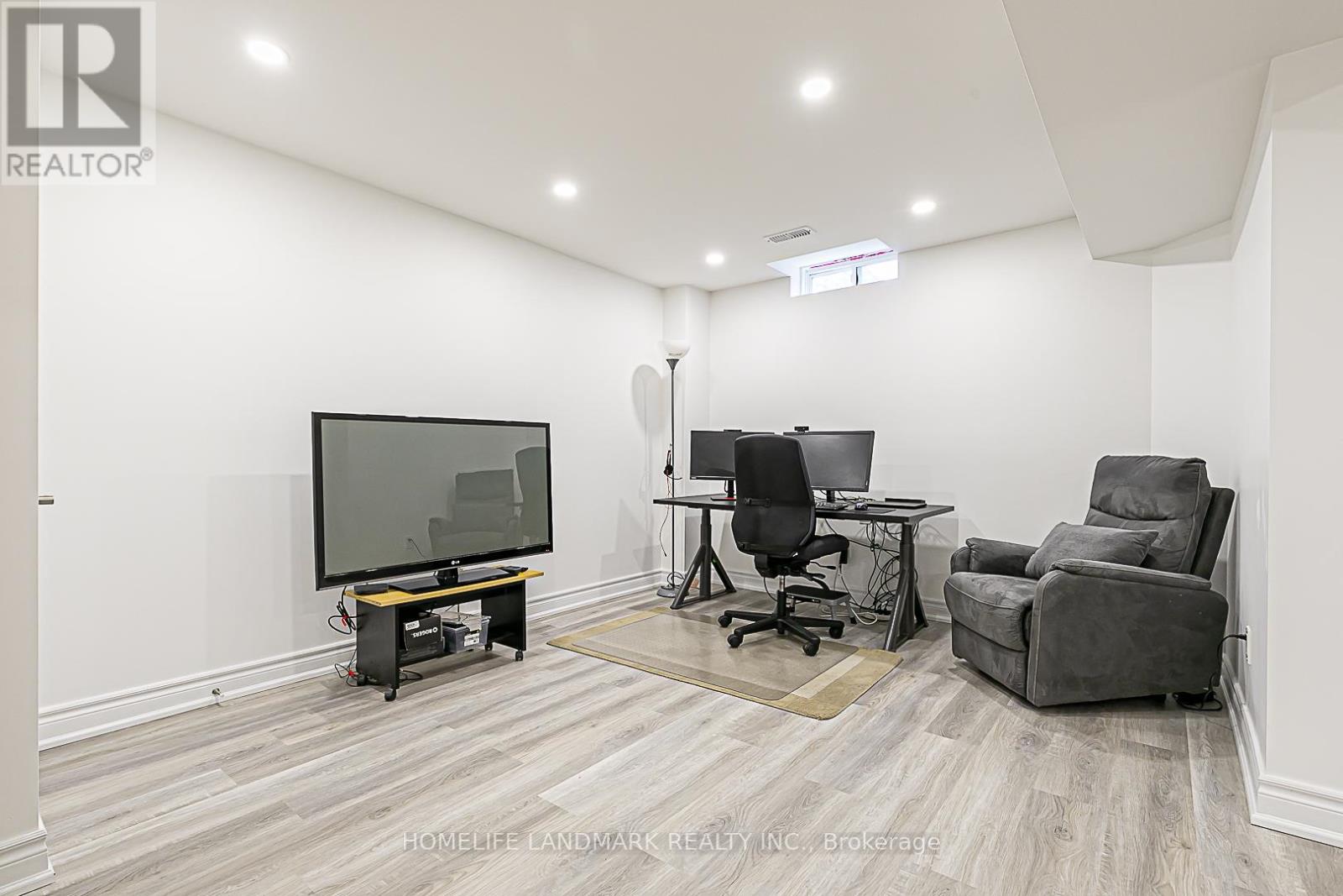 112 Orchard Hill Boulevard, Markham (Berczy), Ontario  L6C 2M4 - Photo 40 - N12160788