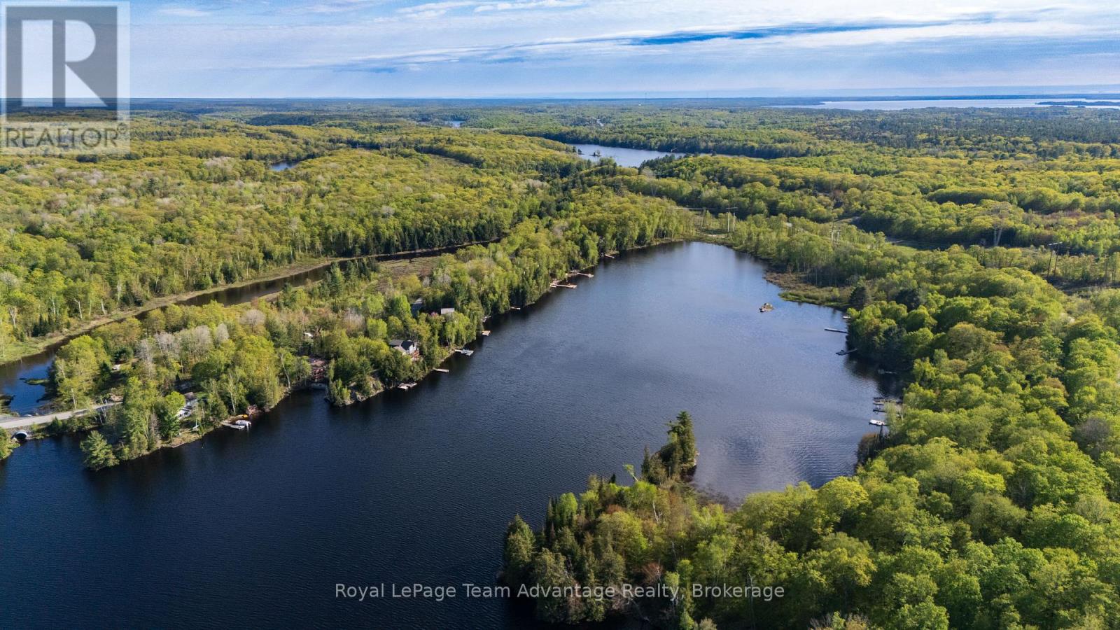 9 Pinewood Road, Mcdougall, Ontario  P2A 2W7 - Photo 4 - X12160278