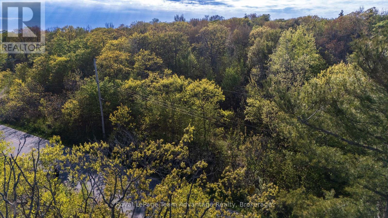 9 Pinewood Road, Mcdougall, Ontario  P2A 2W7 - Photo 7 - X12160278