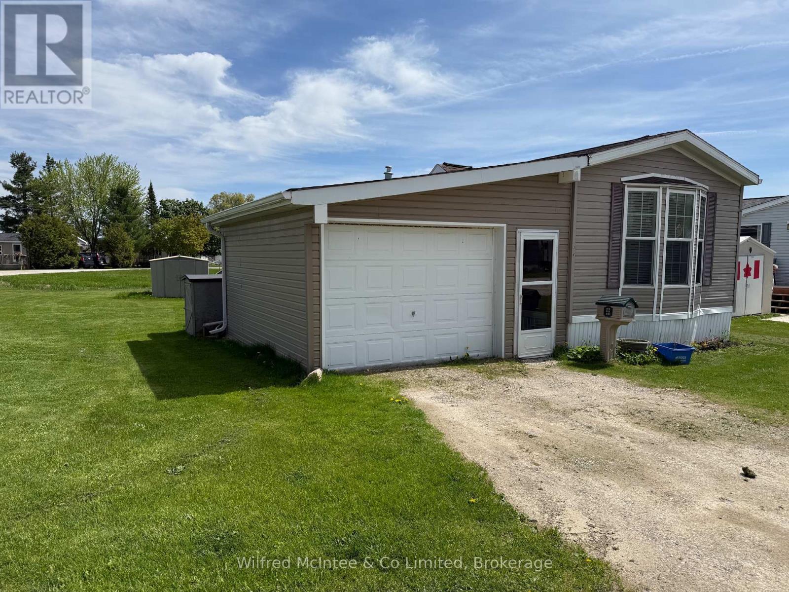 36 Dove Road, Brockton, Ontario  N0G 2V0 - Photo 3 - X12160415
