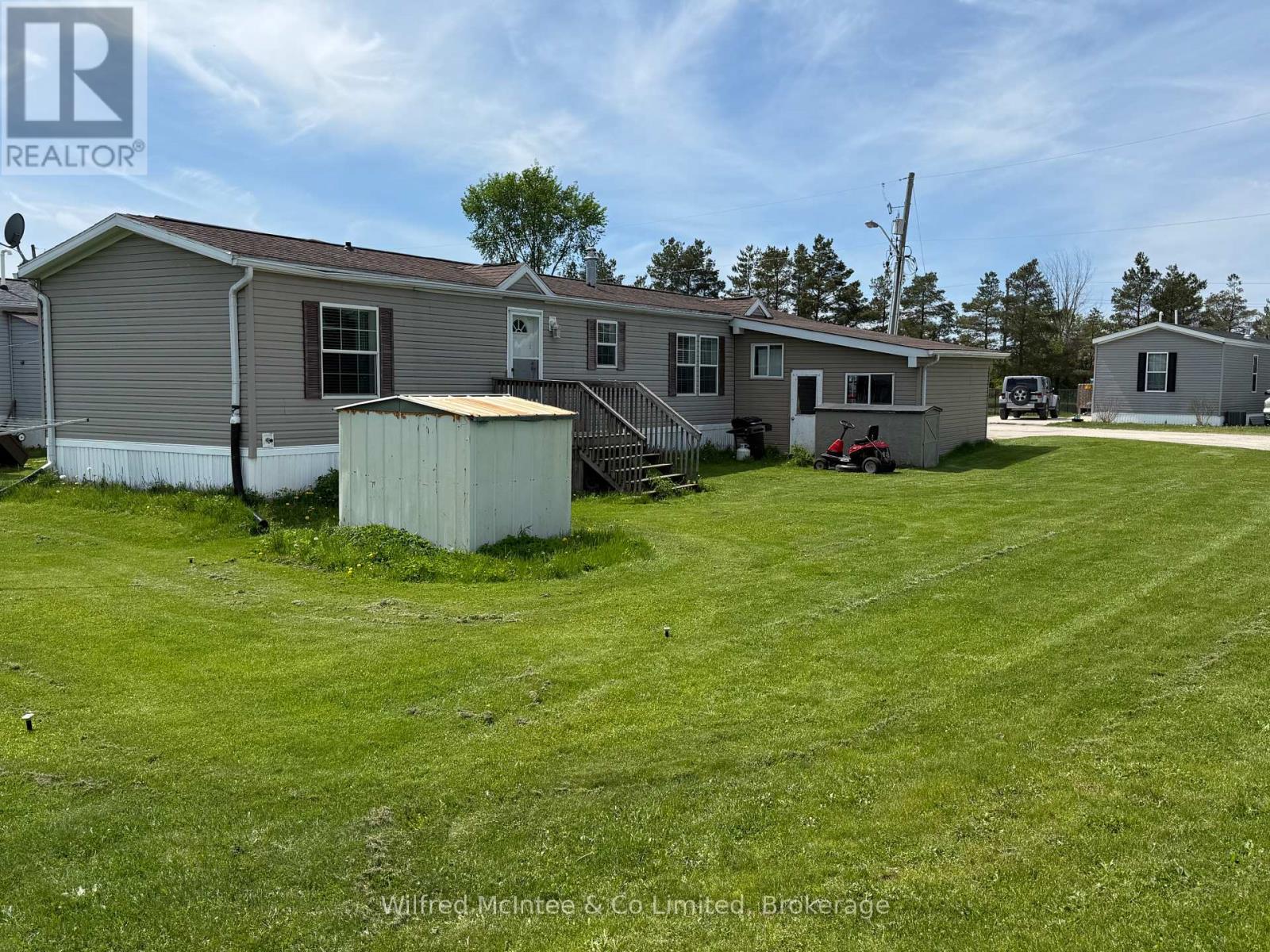 36 Dove Road, Brockton, Ontario  N0G 2V0 - Photo 4 - X12160415