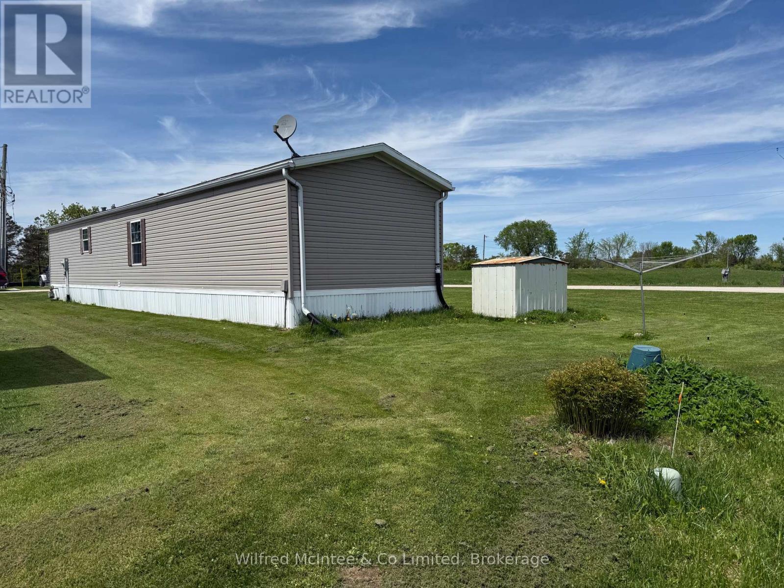36 Dove Road, Brockton, Ontario  N0G 2V0 - Photo 6 - X12160415