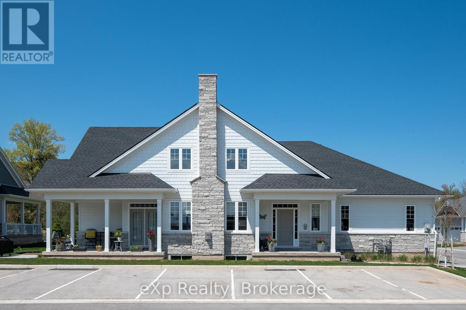 300 SANDPIPER LANE, Georgian Bluffs, Ontario