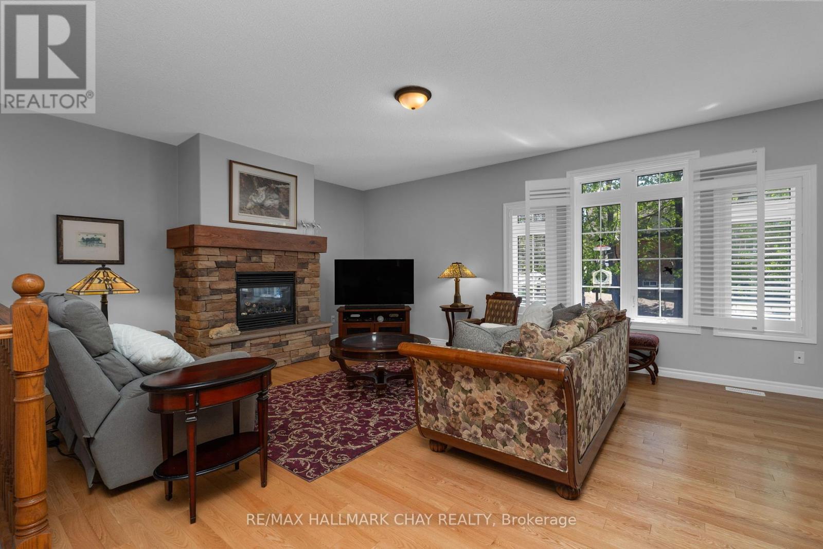 3 Tanglewood Crescent, Oro-Medonte, Ontario  L0L 2L0 - Photo 6 - S12160040