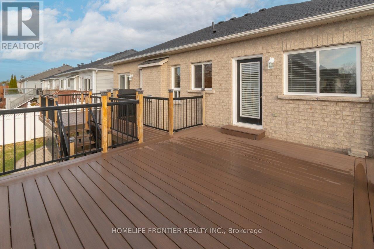 16 Red Pine Crescent, Wasaga Beach, Ontario  L9Z 3B3 - Photo 21 - S12160058
