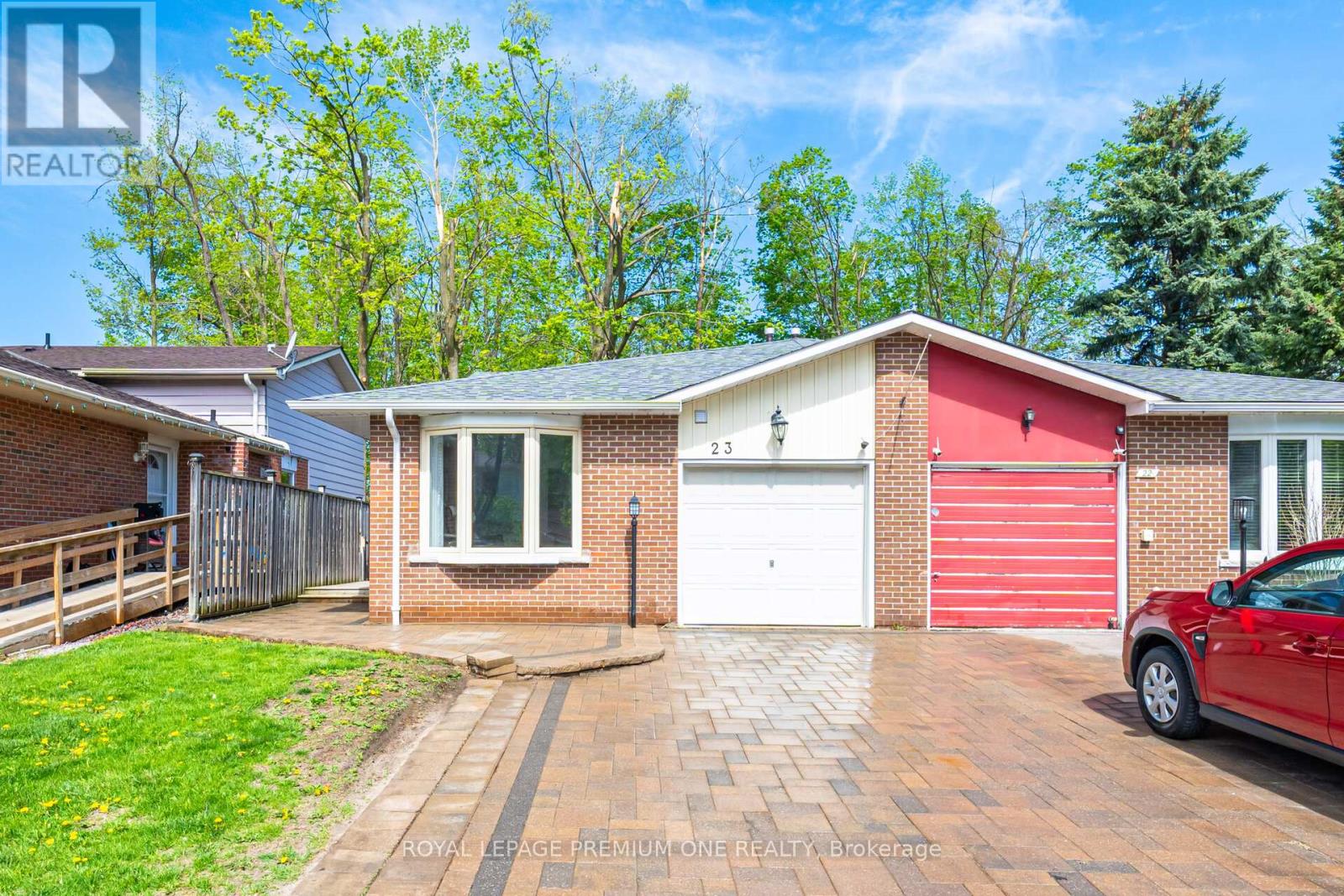23 ASHDALE COURT, Barrie, Ontario
