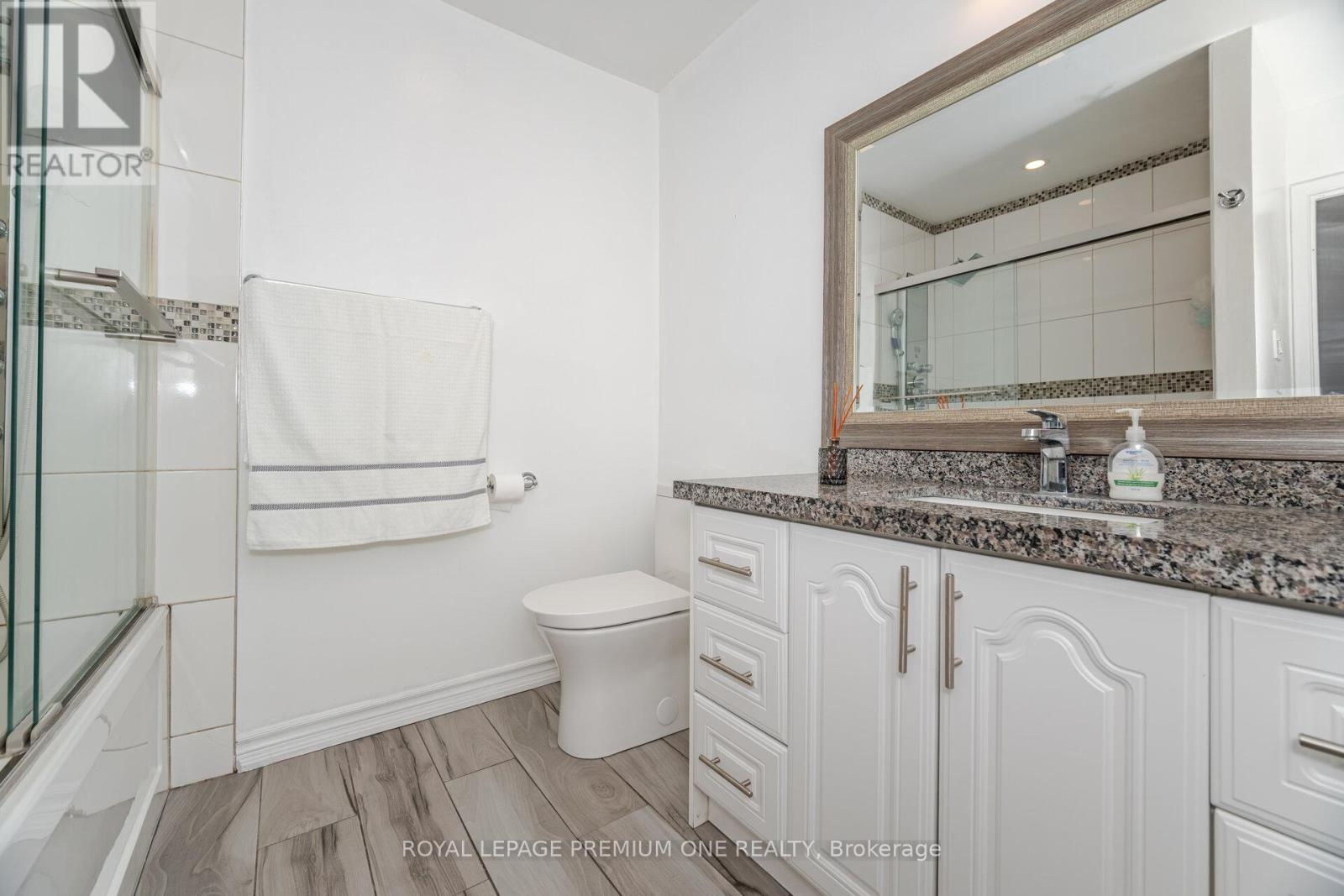 23 Ashdale Court, Barrie, Ontario  L4M 5B5 - Photo 25 - S12160077