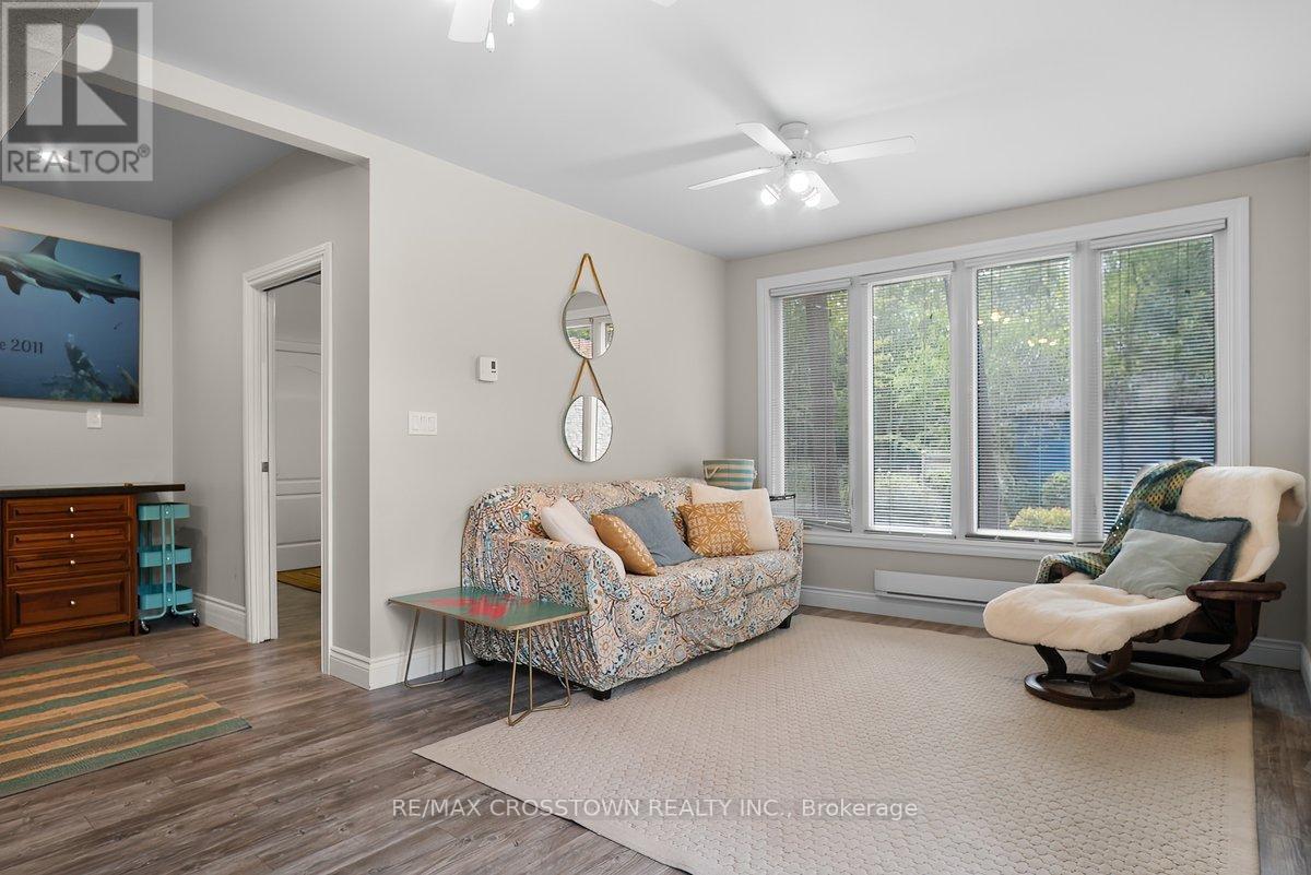 61 Earl Street, Wasaga Beach, Ontario  L9Z 2M6 - Photo 34 - S12160224