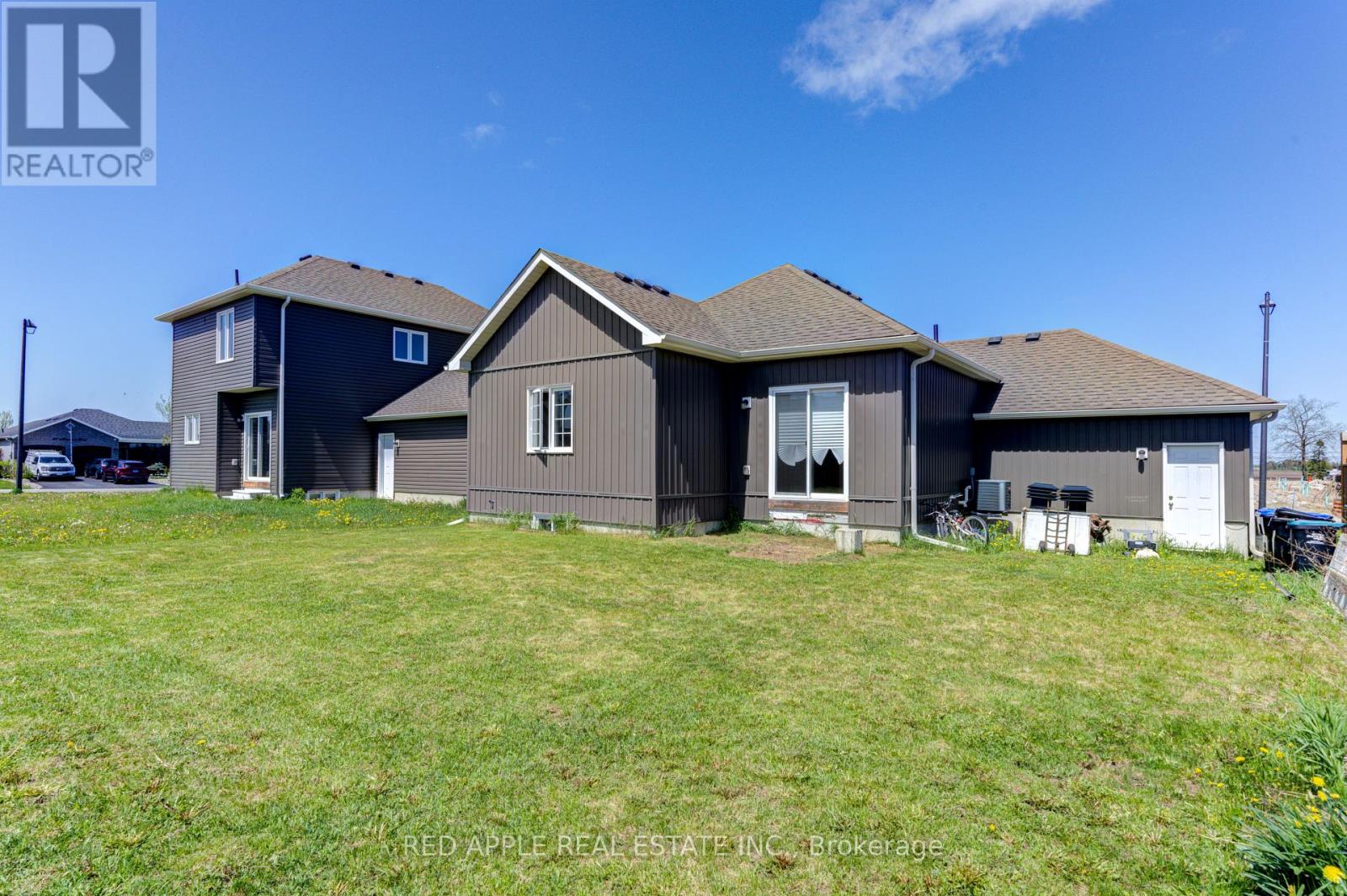 5 Beverly Street, Springwater, Ontario  L0L 1P0 - Photo 21 - S12160419