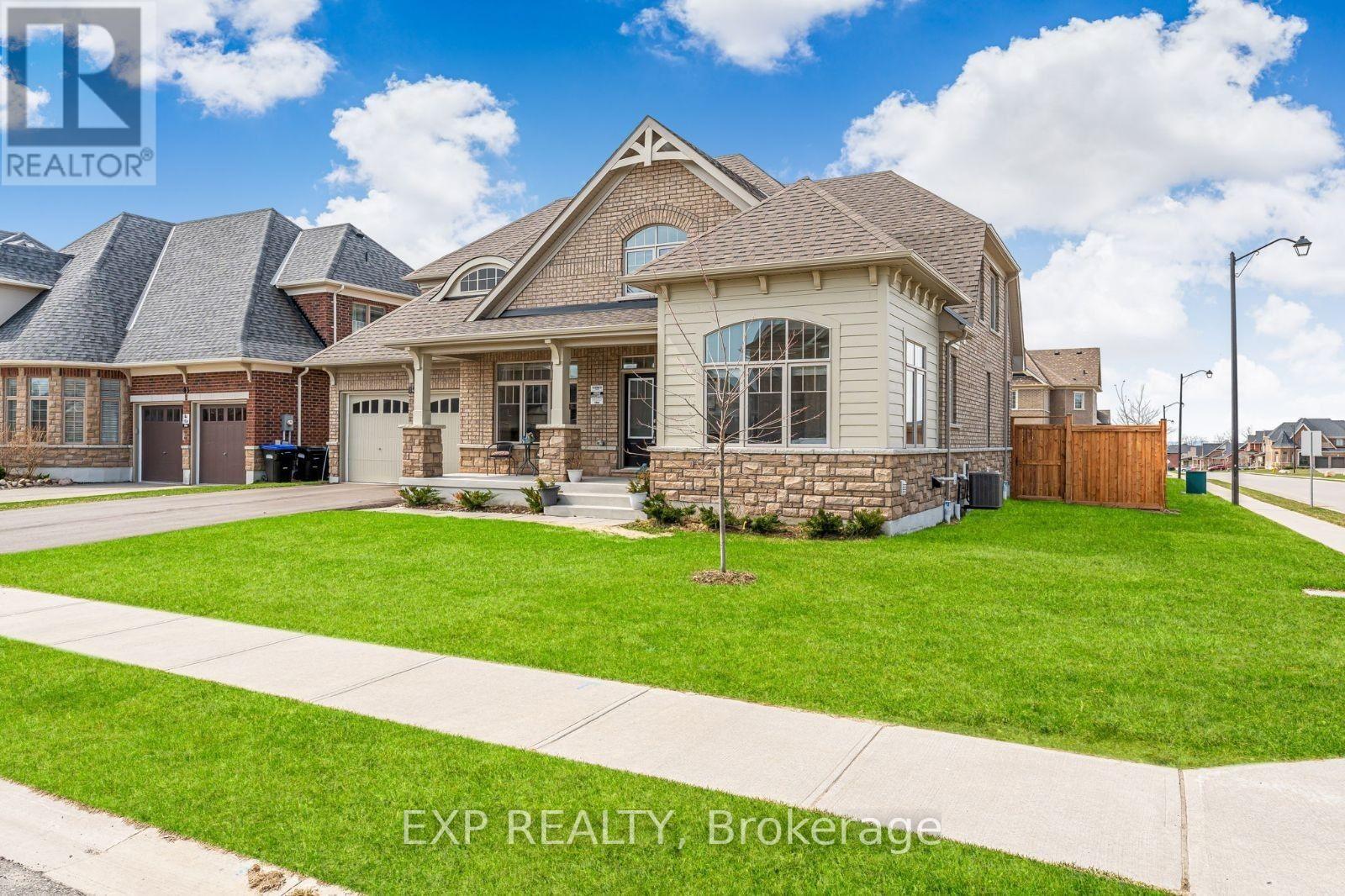 85 Redmond Crescent, Springwater, Ontario  L9X 1Z8 - Photo 3 - S12160531