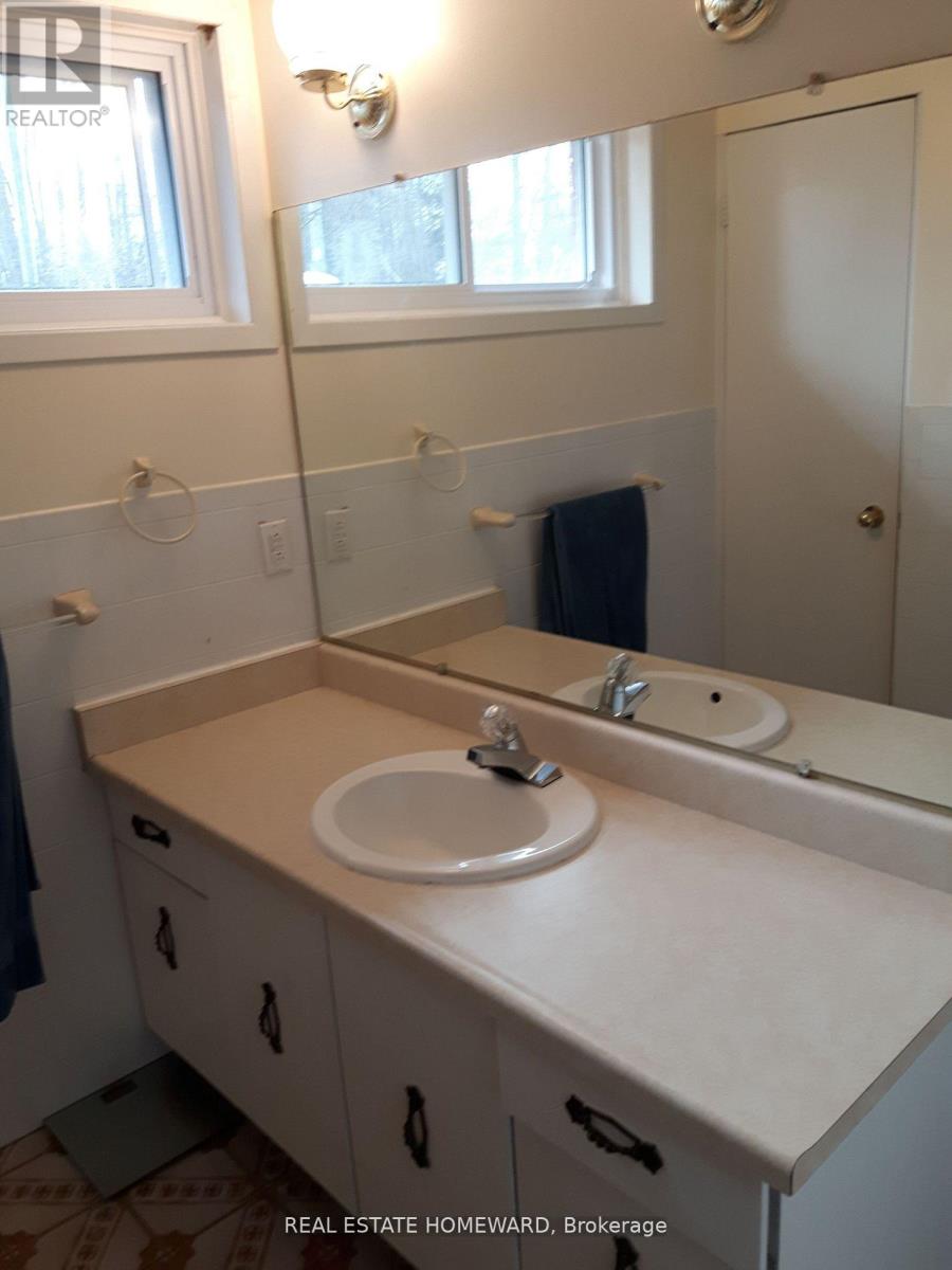 Lower - 281 Huronia Road, Barrie, Ontario  L4N 4G2 - Photo 6 - S12160607