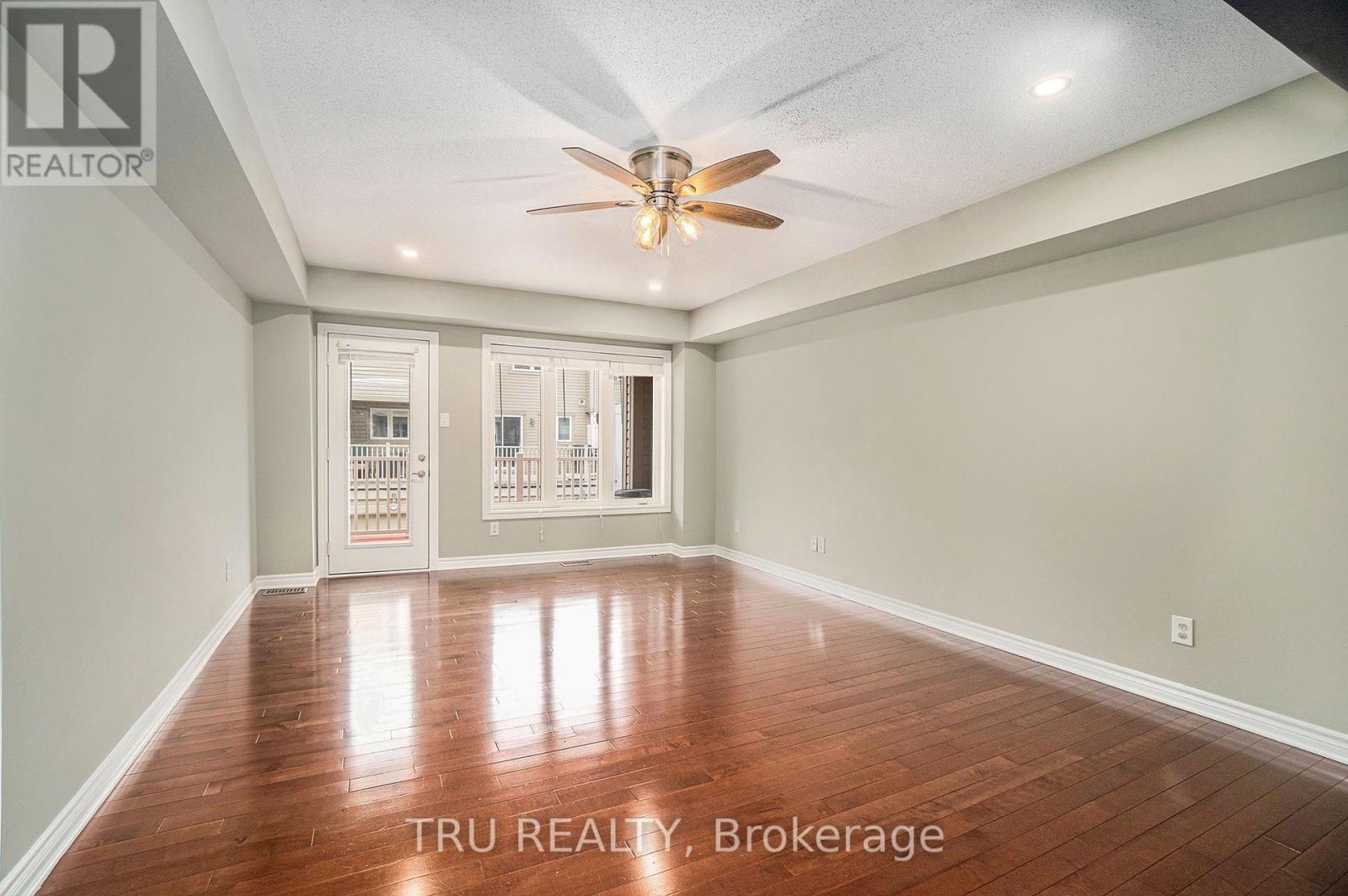 3867 Strandherd Drive, Ottawa, Ontario  K2J 0K3 - Photo 8 - X12159949