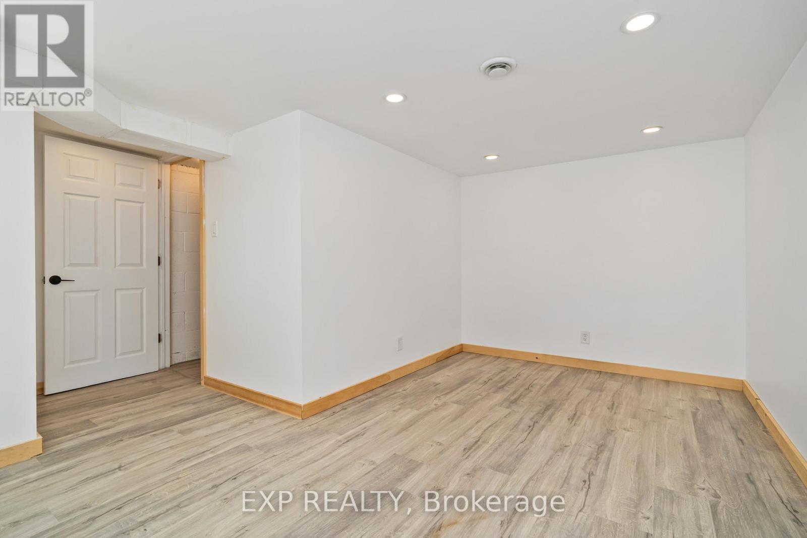 1510 Lepage Avenue, Ottawa, Ontario  K1Z 8C9 - Photo 25 - X12159991