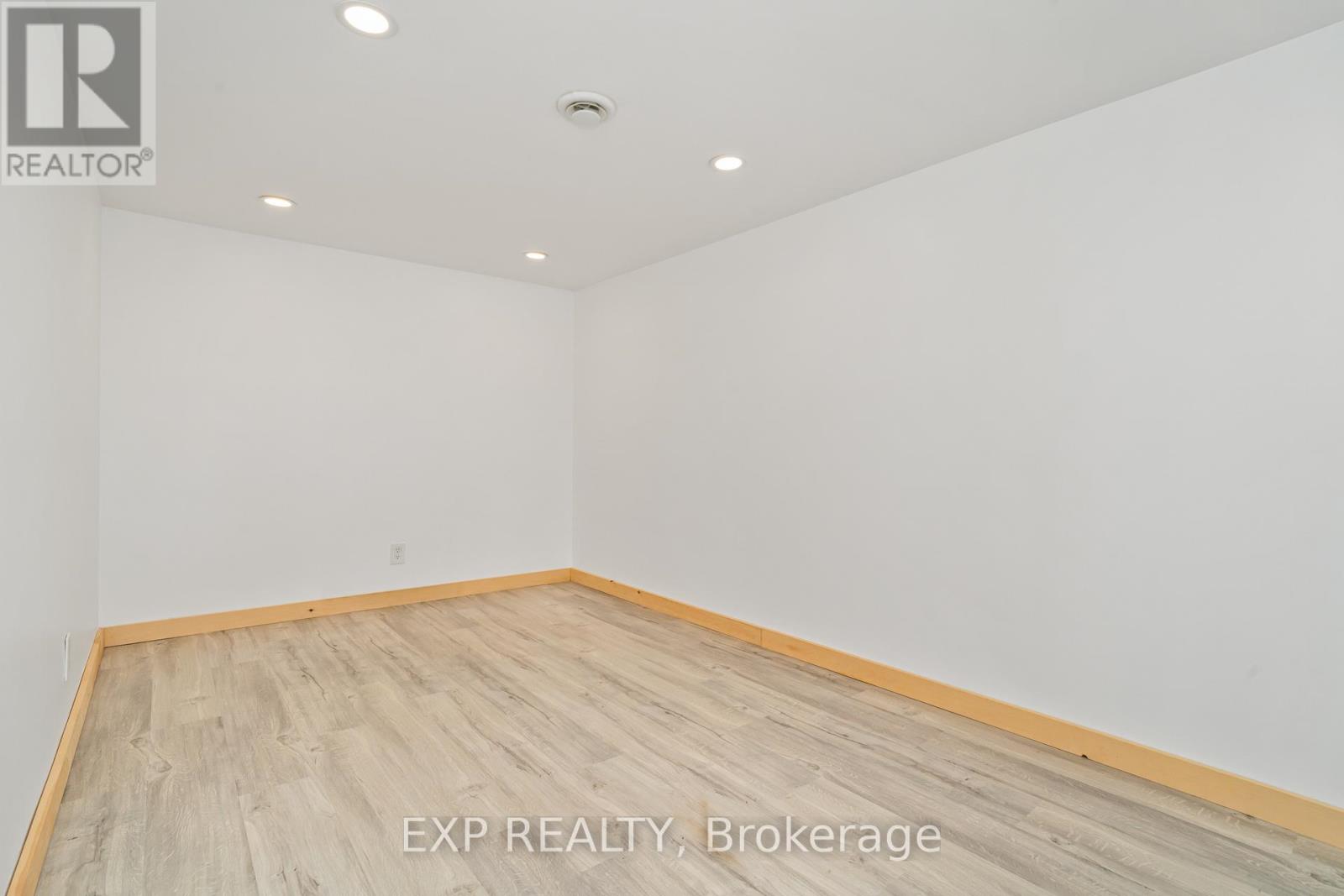 1510 Lepage Avenue, Ottawa, Ontario  K1Z 8C9 - Photo 28 - X12159991