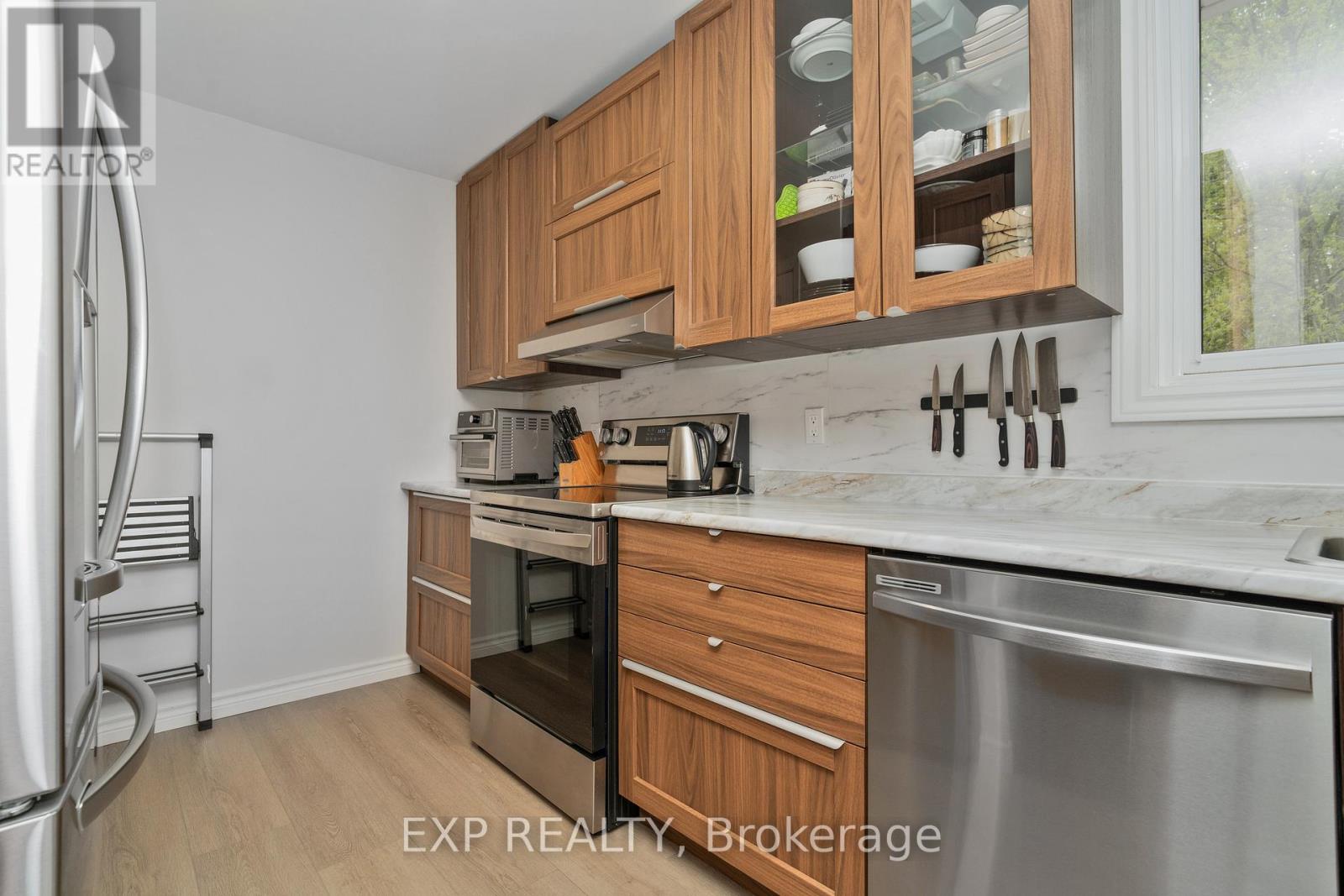 751 Pattee Road, Champlain, Ontario  K6A 2R2 - Photo 7 - X12160001