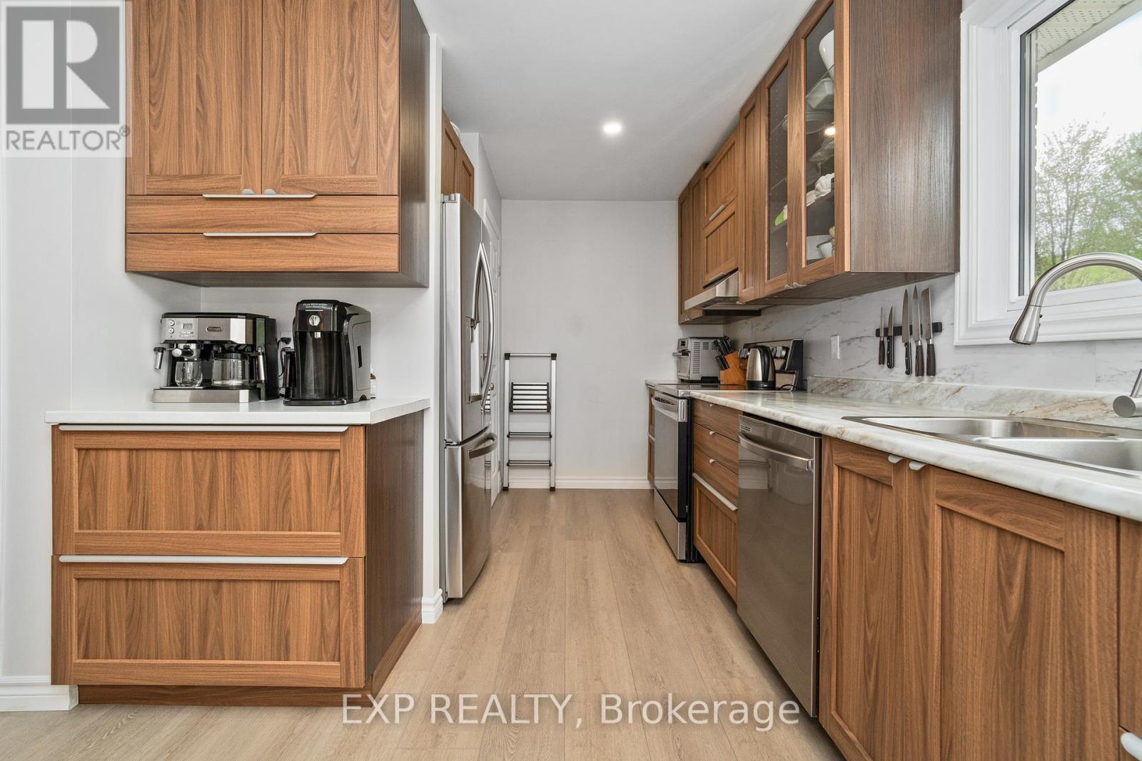 751 Pattee Road, Champlain, Ontario  K6A 2R2 - Photo 8 - X12160001