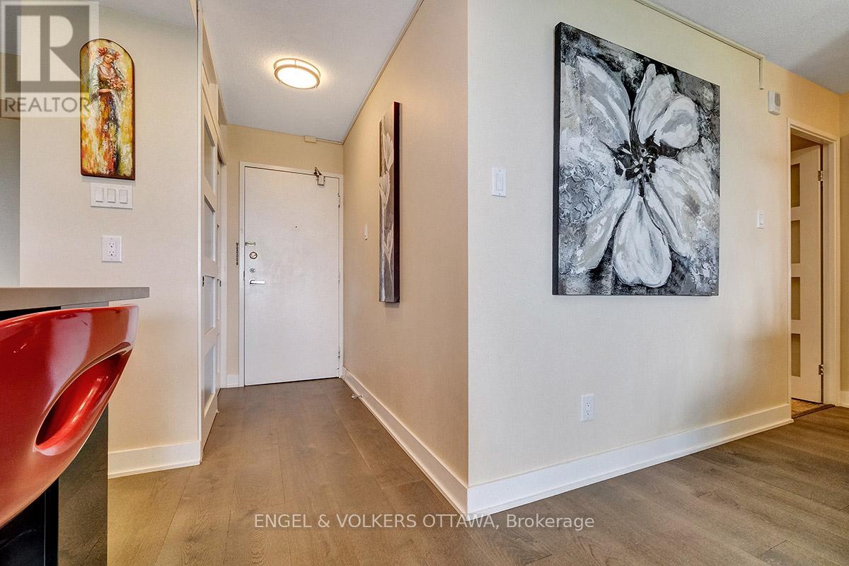 1503 - 1785 Frobisher Lane, Ottawa, Ontario  K1G 3T7 - Photo 2 - X12160049