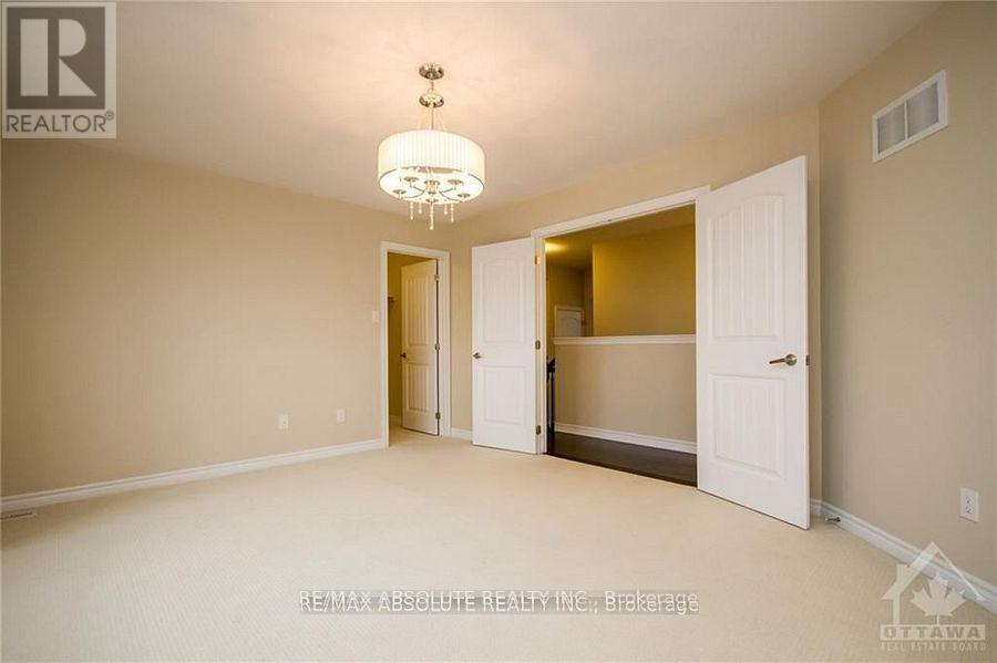 111 Coriolis Court, Ottawa, Ontario  K2S 0P3 - Photo 23 - X12160052