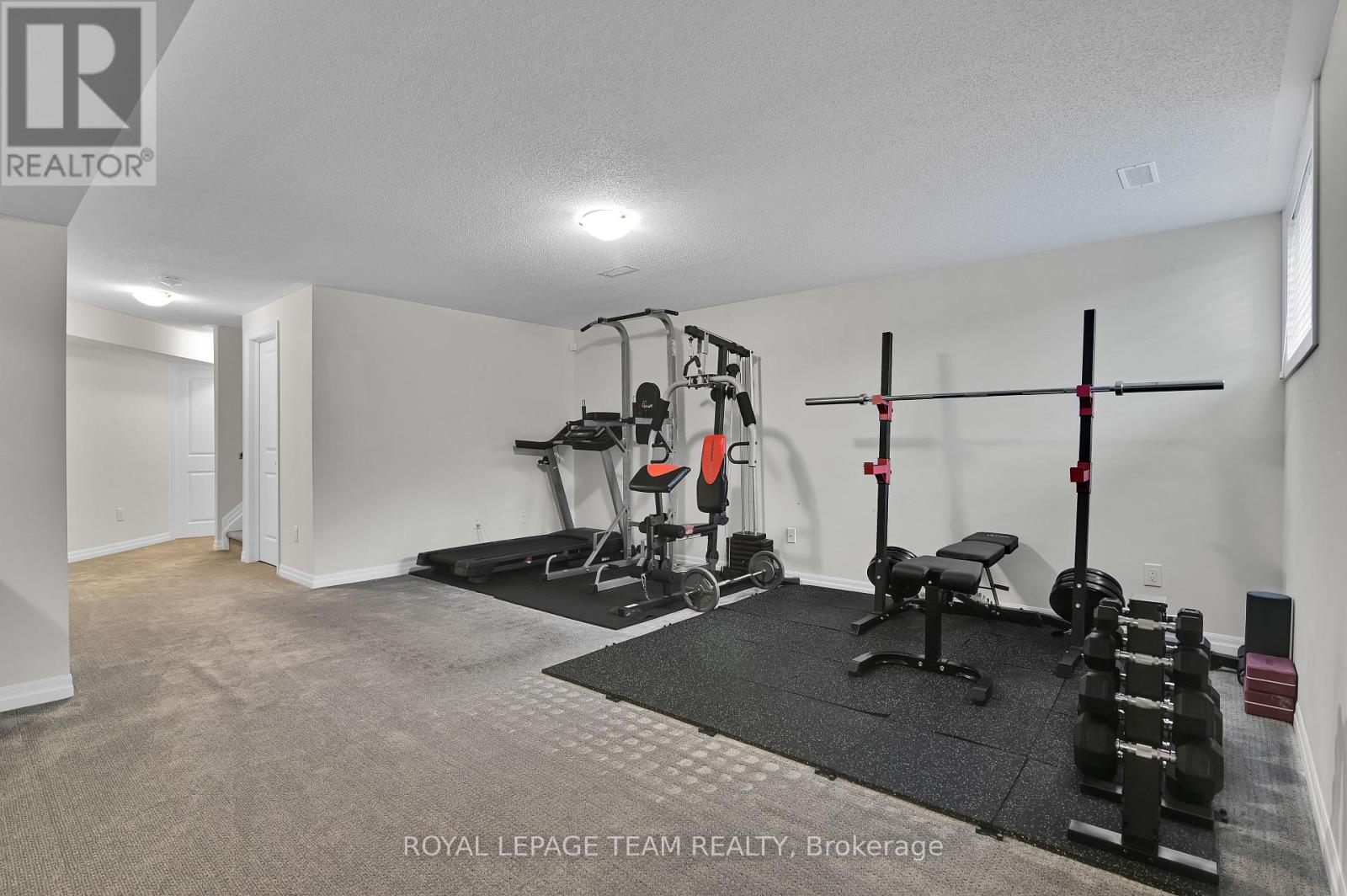 747 Fiddlehead Street, Ottawa, Ontario  K1T 0N1 - Photo 32 - X12160127