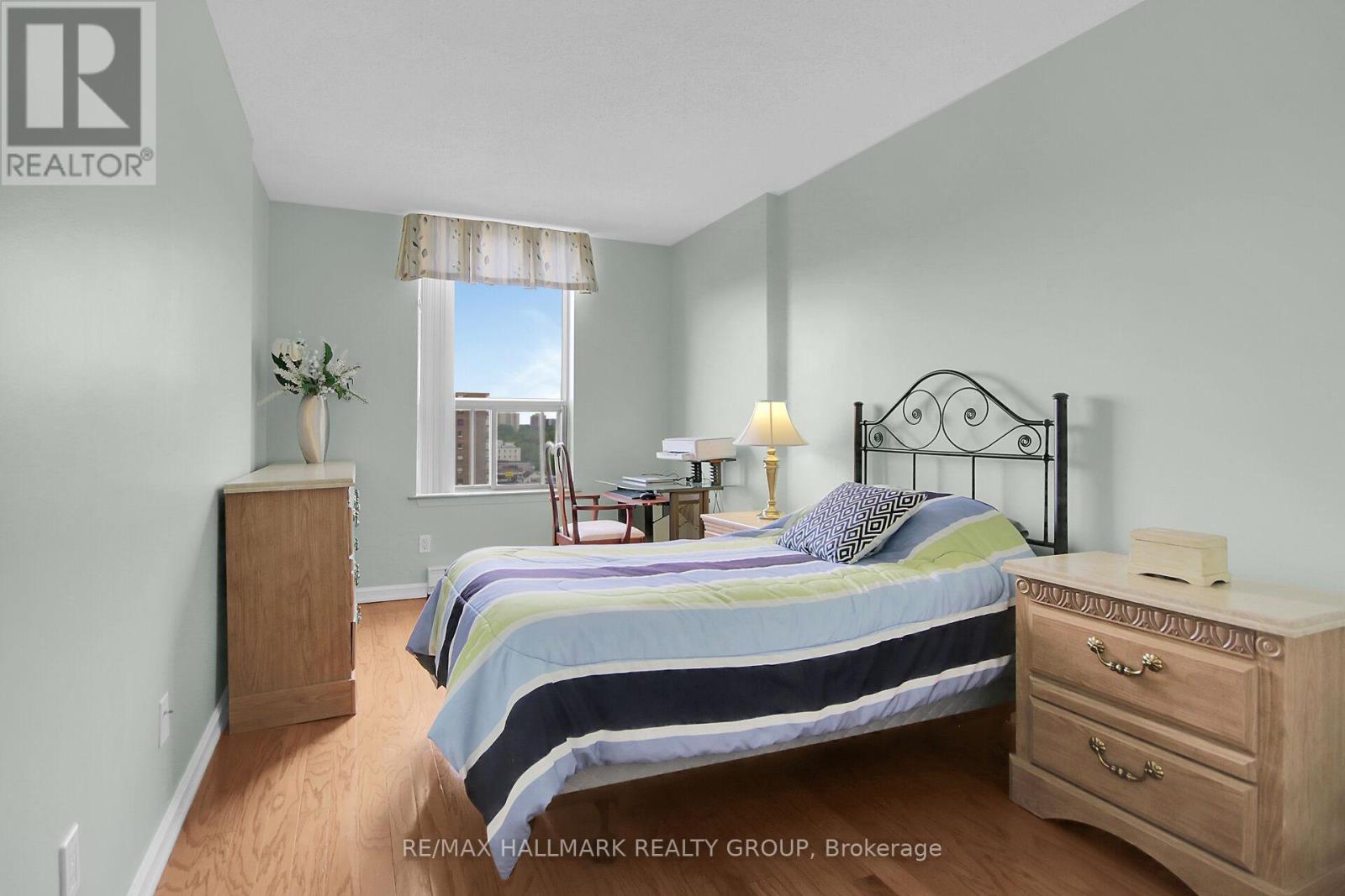 1006 - 200 Lafontaine Avenue, Ottawa, Ontario  K1L 8K8 - Photo 26 - X12160137