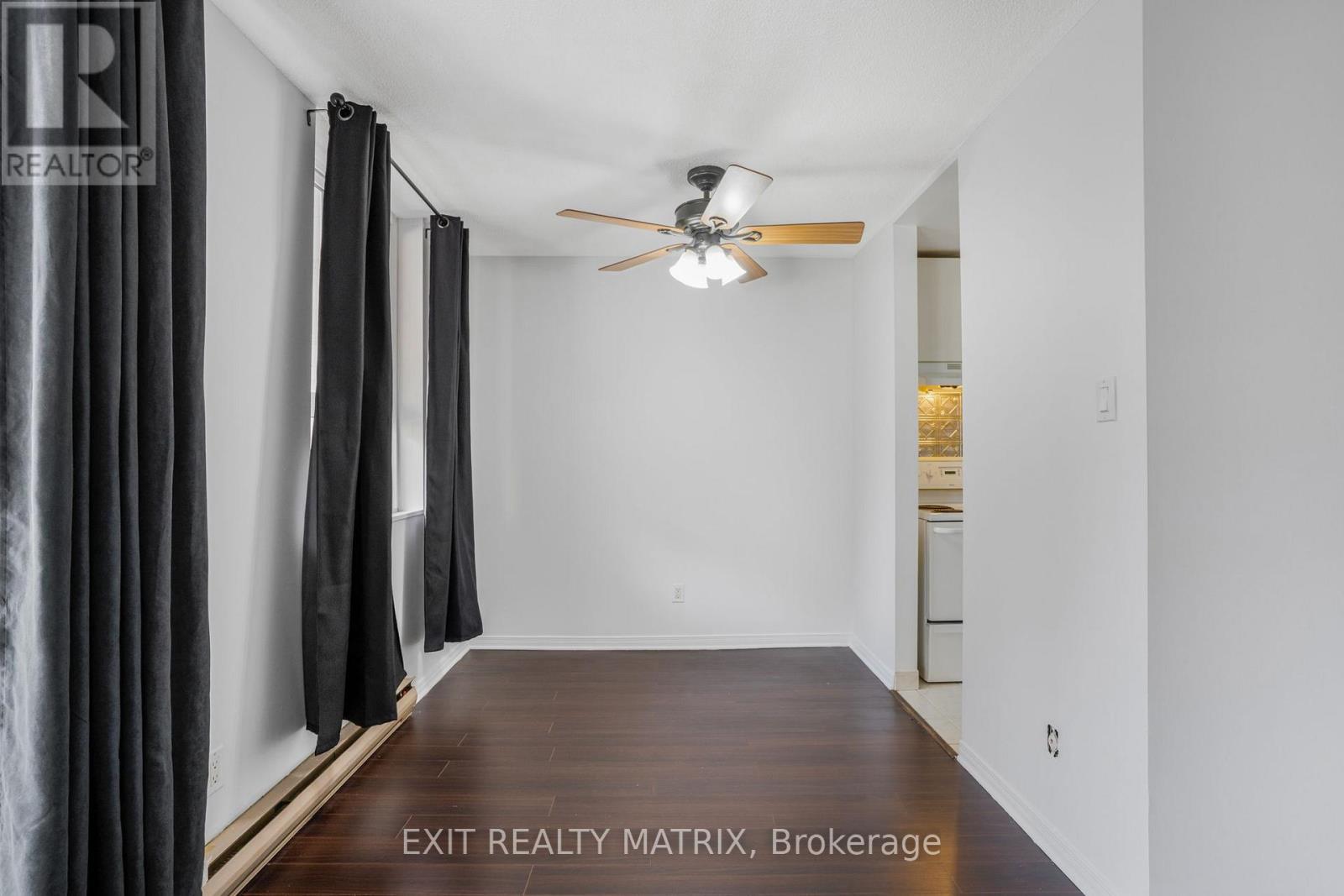 217 - 2000 Jasmine Crescent, Ottawa, Ontario  K1J 8K4 - Photo 12 - X12160140