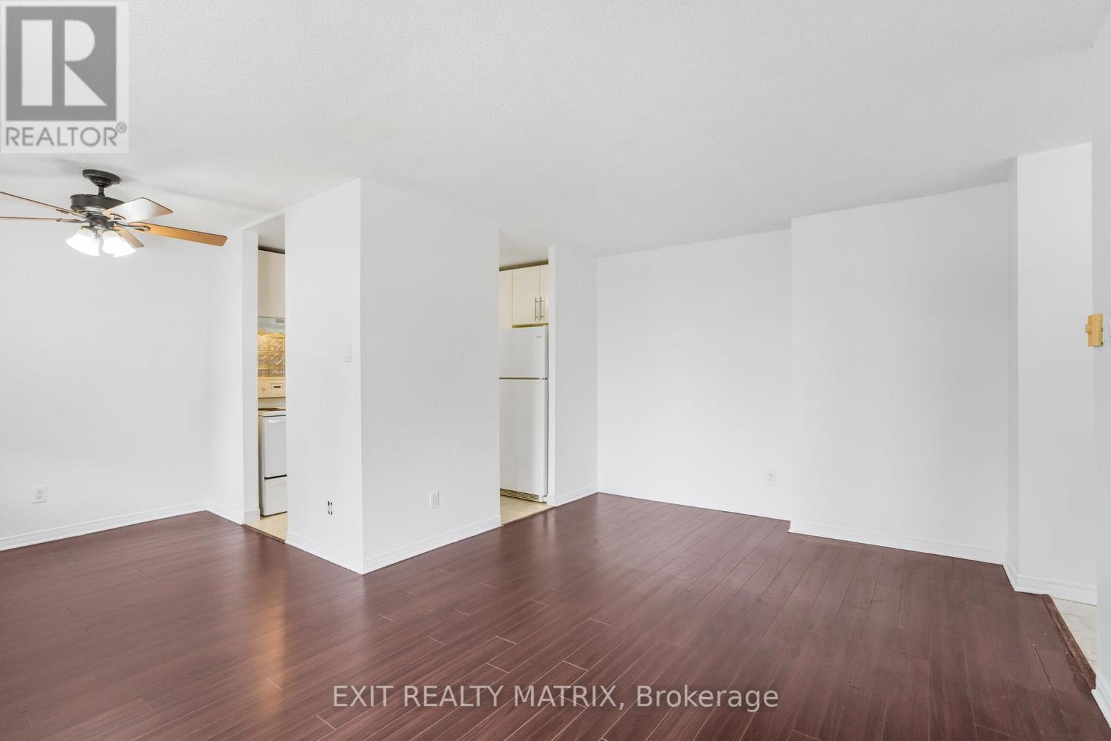 217 - 2000 Jasmine Crescent, Ottawa, Ontario  K1J 8K4 - Photo 13 - X12160140