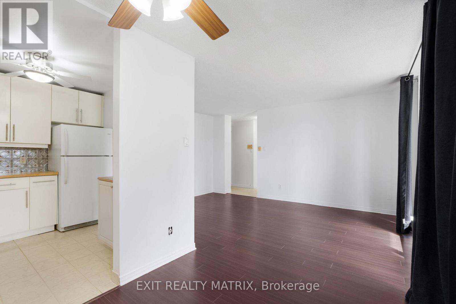 217 - 2000 Jasmine Crescent, Ottawa, Ontario  K1J 8K4 - Photo 14 - X12160140