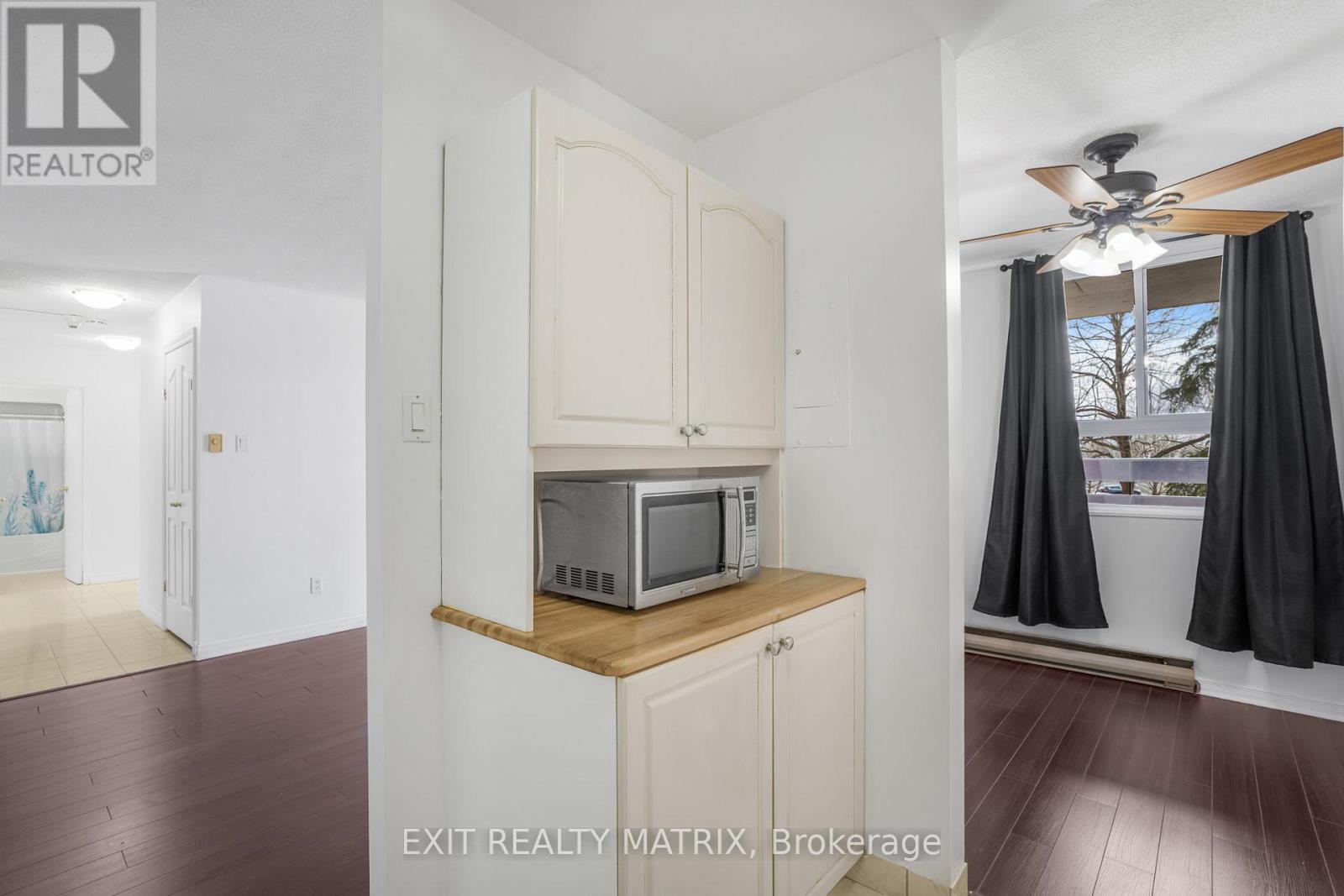 217 - 2000 Jasmine Crescent, Ottawa, Ontario  K1J 8K4 - Photo 8 - X12160140