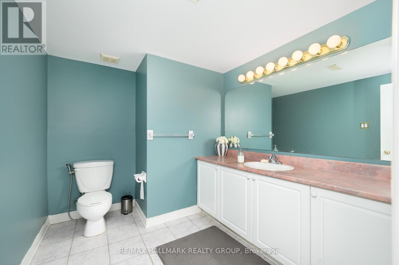 55 Maple Stand Way, Ottawa, Ontario  K2G 6R4 - Photo 32 - X12160360