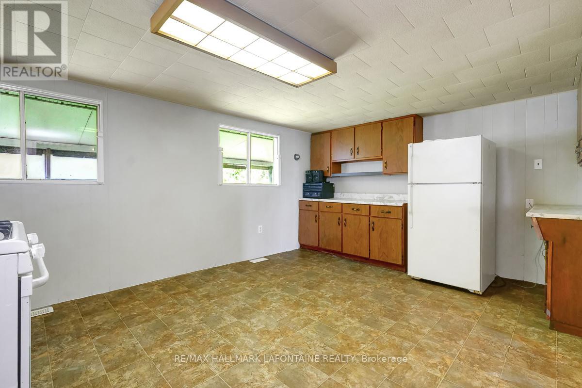 624 County 2 Road, Edwardsburgh/cardinal, Ontario  K0E 1E0 - Photo 20 - X12160470