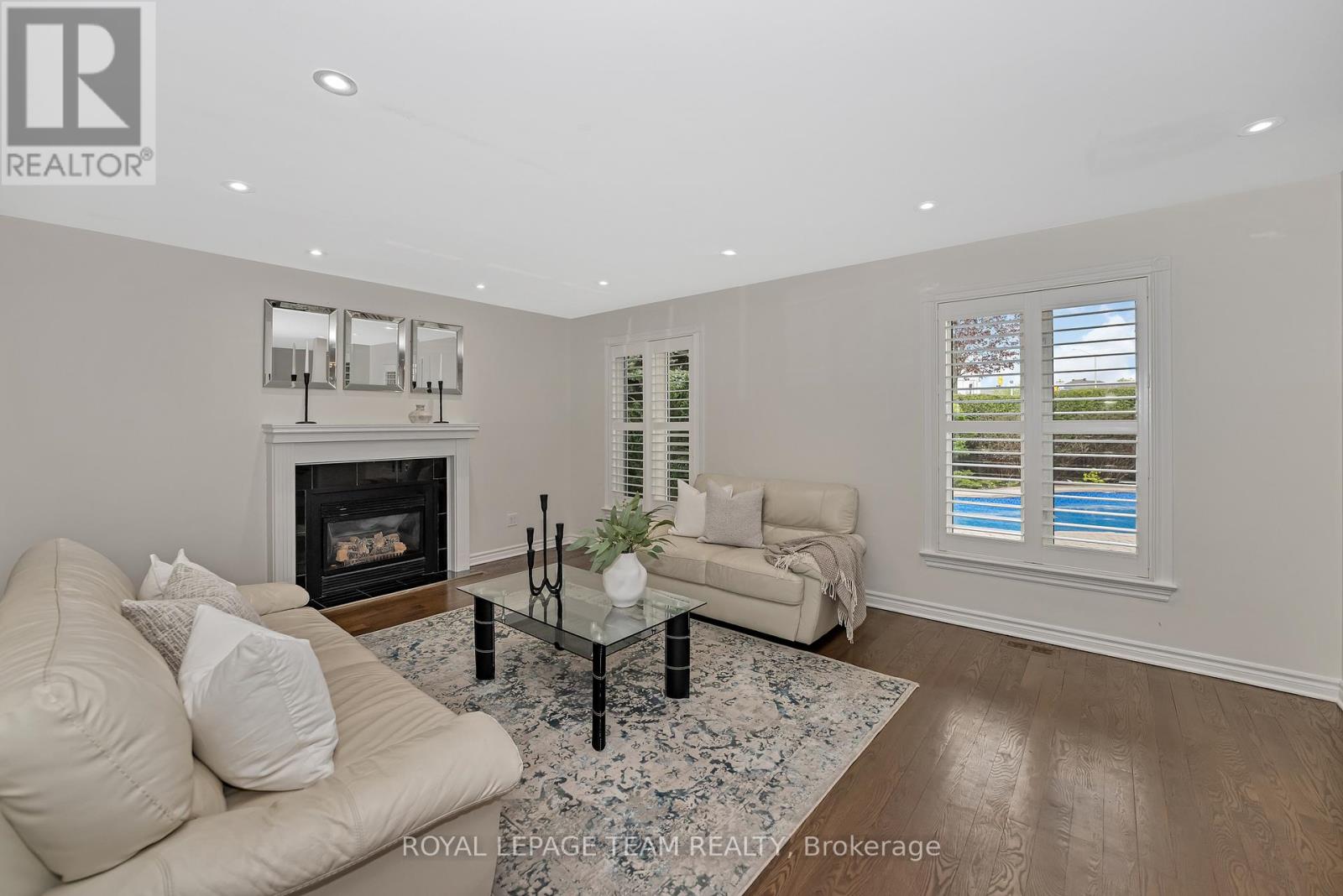 27 Heritage Grove Crescent, Ottawa, Ontario  K2S 1R2 - Photo 13 - X12160552