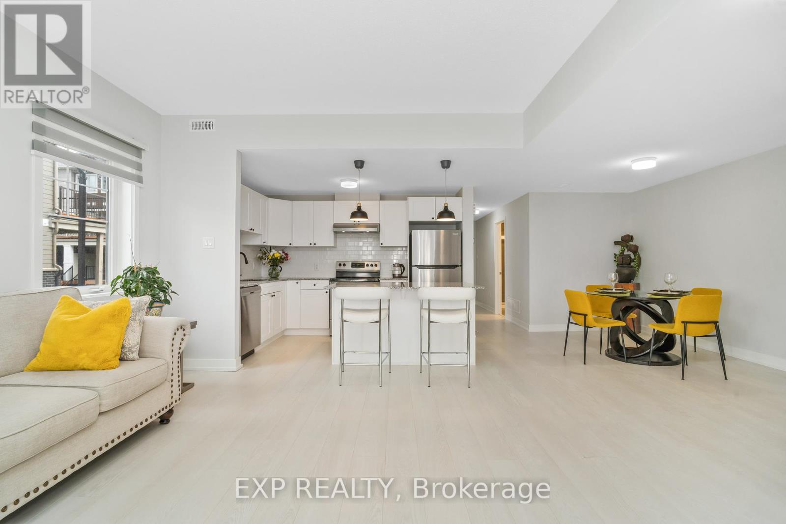 222 Anyolite Private, Ottawa, Ontario  K2J 7J3 - Photo 6 - X12160566