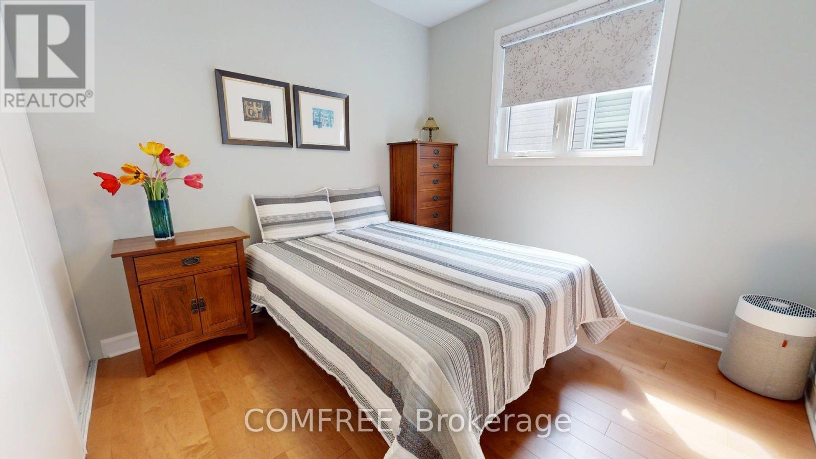 26 Stickleback Way, Ottawa, Ontario  K4A 1K9 - Photo 8 - X12160744