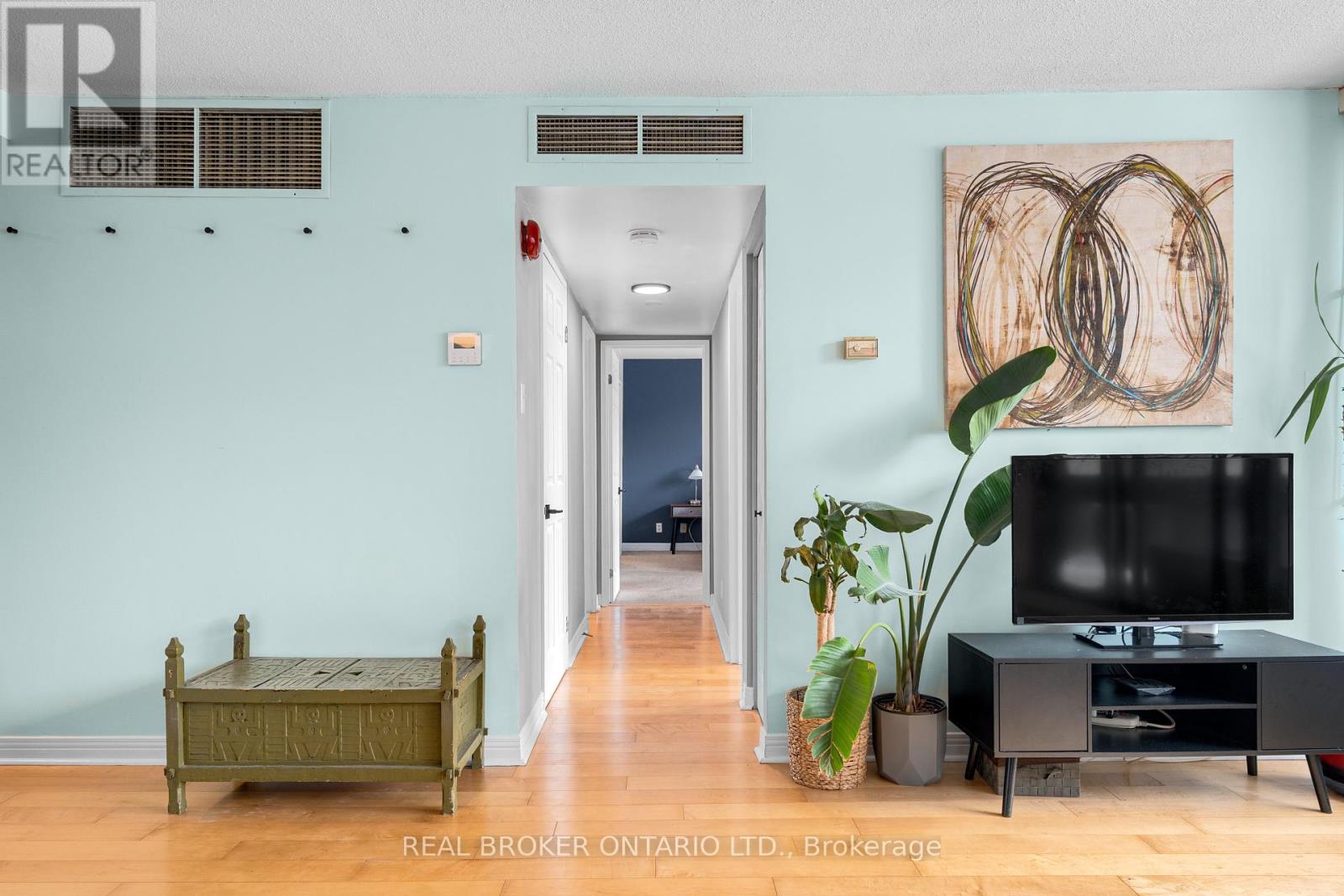 202 - 446 Gilmour Street, Ottawa, Ontario  K2P 0R8 - Photo 16 - X12160776