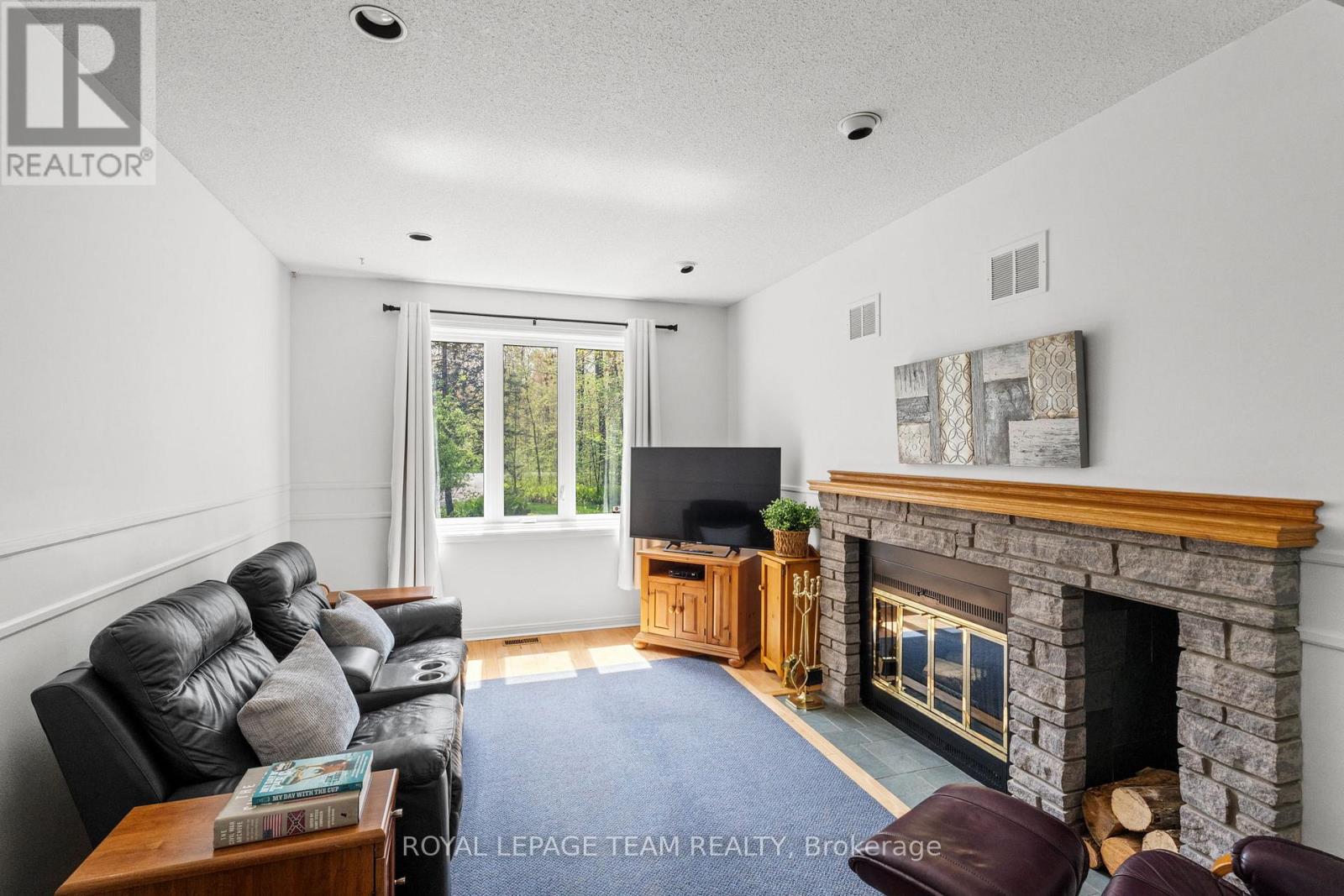 5517 Cedar Drive, Ottawa, Ontario  K4M 1B4 - Photo 12 - X12160822