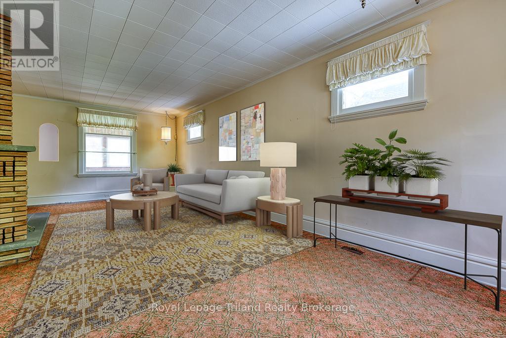 381 Admiral Street, Woodstock, Ontario  N4S 5A7 - Photo 11 - X12160196