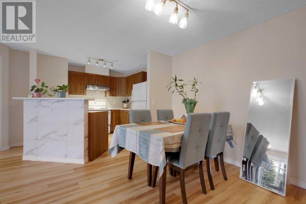 105, 2000 Somervale Court Sw, Calgary, Alberta  T2Y 4J1 - Photo 5 - A2202924