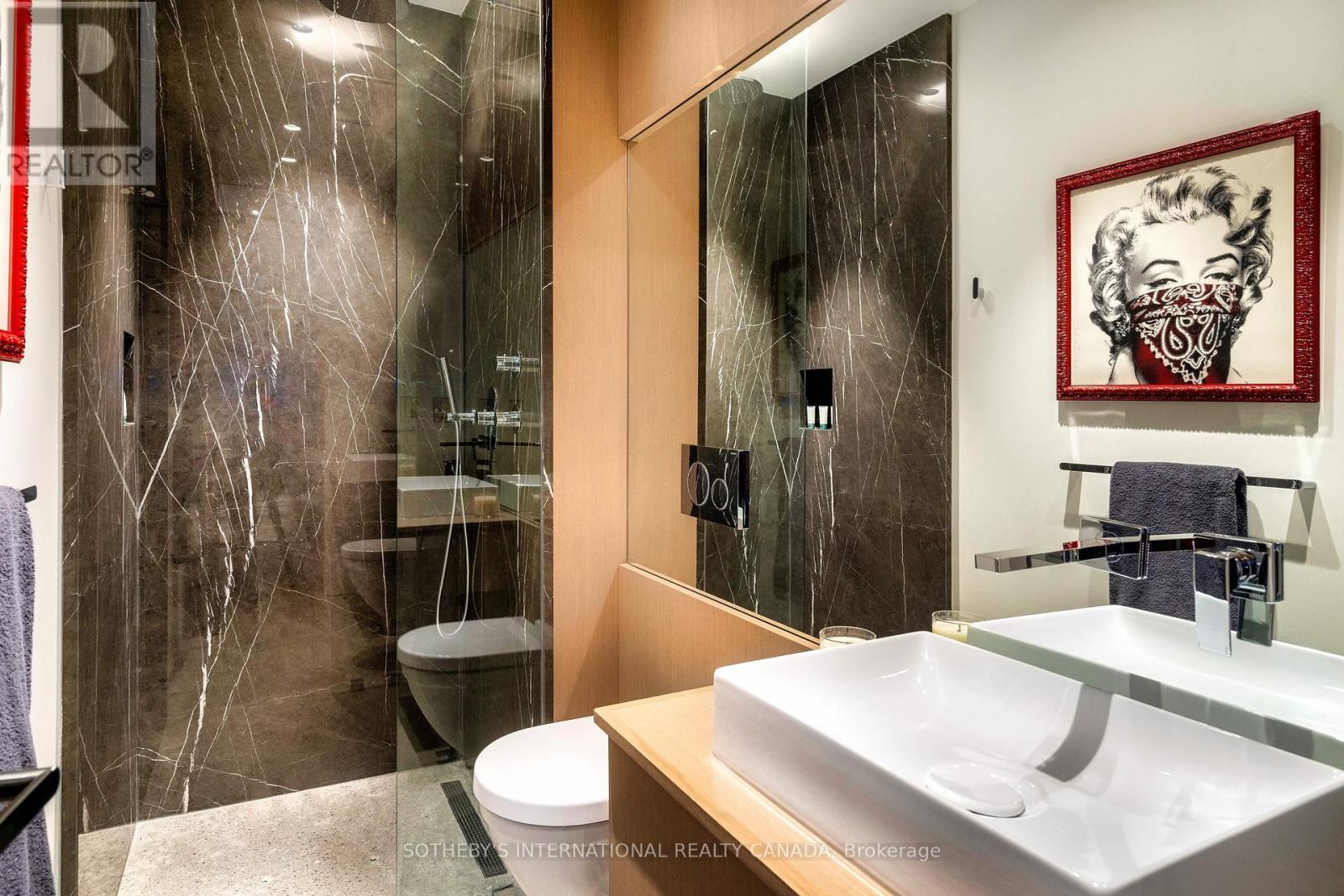57 Baby Point Crescent, Toronto, Ontario  M6S 2B7 - Photo 27 - W12159954