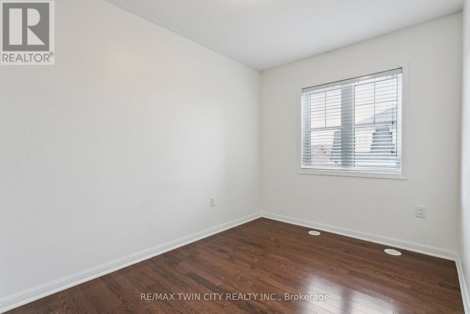 103 Bleasdale Avenue, Brampton, Ontario  L7A 0V9 - Photo 36 - W12160005
