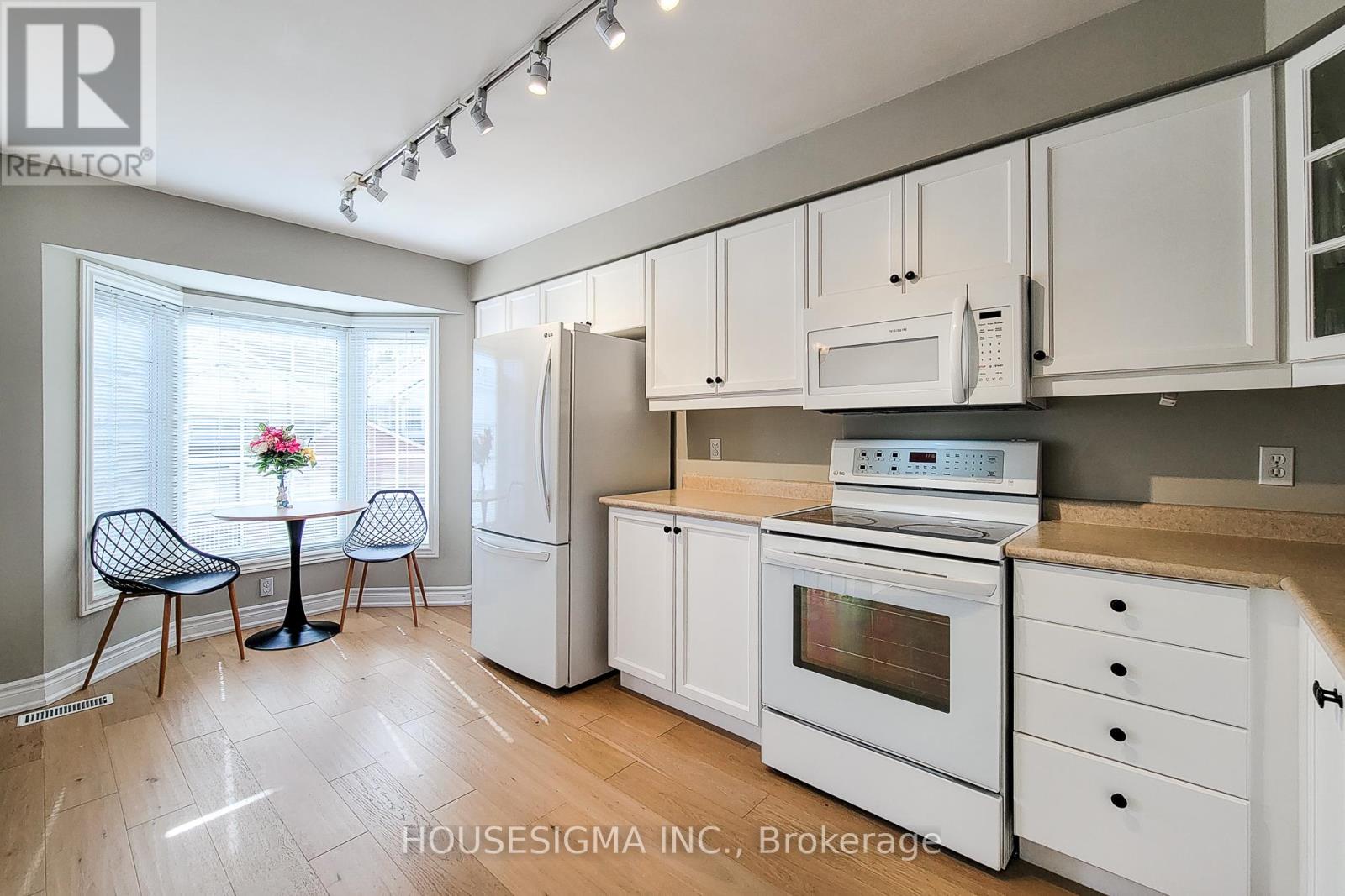 91 - 3480 Upper Middle Road, Burlington, Ontario  L7M 4S1 - Photo 8 - W12160024