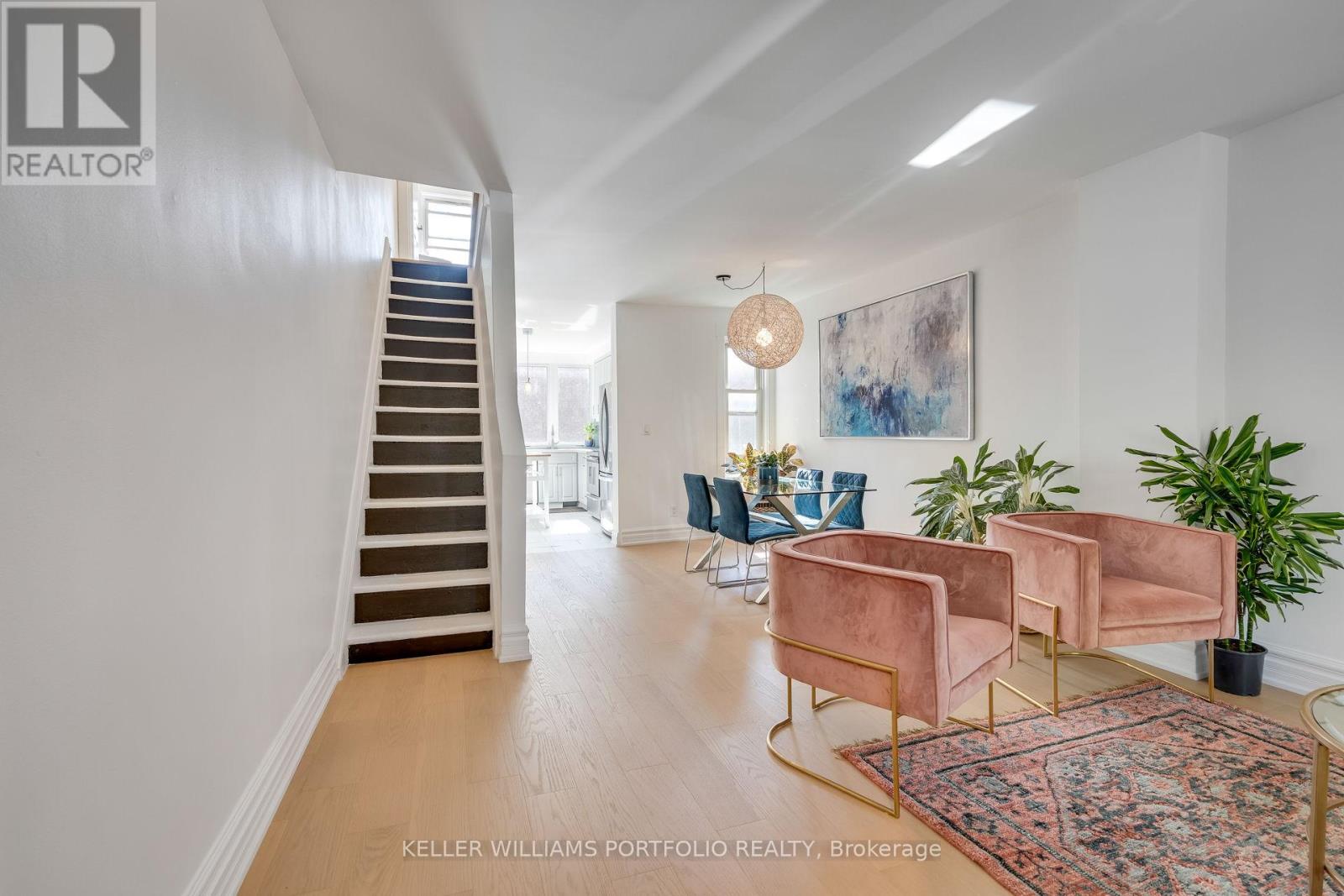 166 Gilmour Avenue, Toronto, Ontario  M6P 3B3 - Photo 6 - W12160044