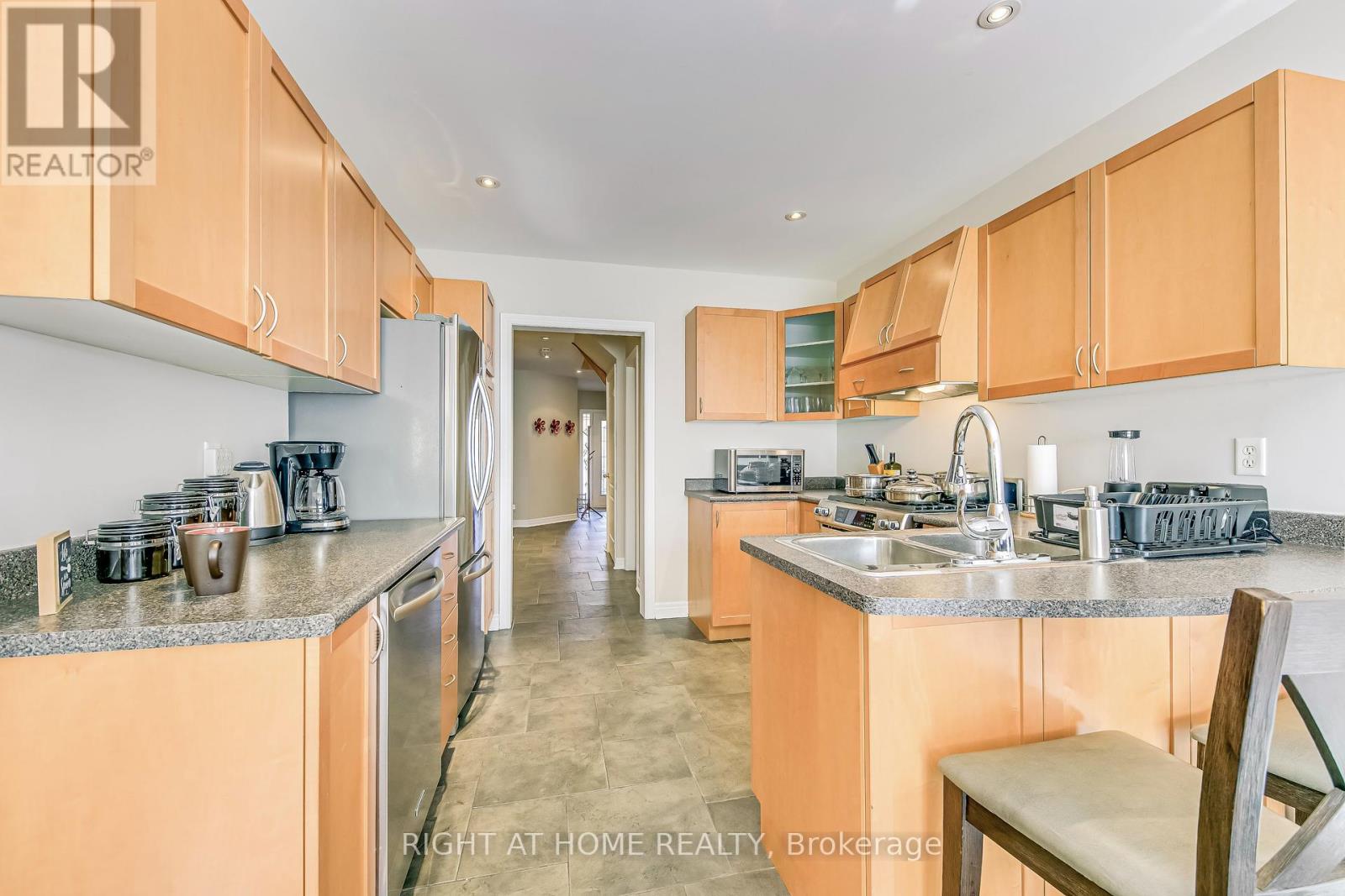814 Brass Winds Place, Mississauga, Ontario  L5W 1T4 - Photo 22 - W12160060