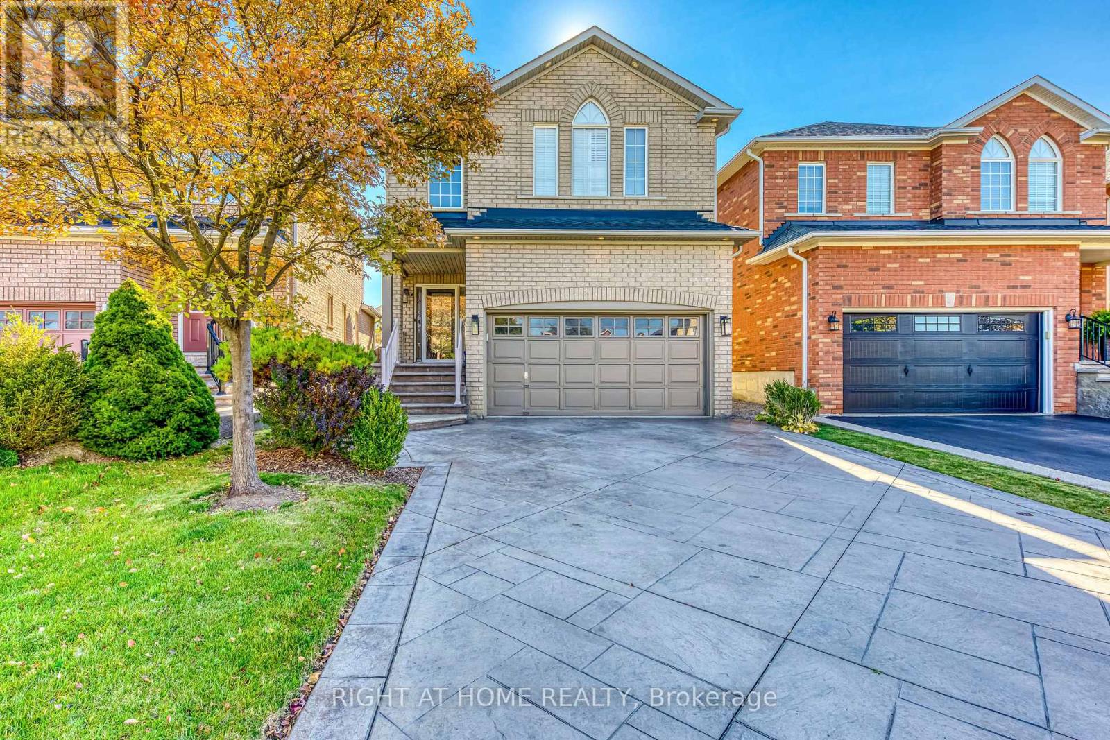 814 Brass Winds Place, Mississauga, Ontario  L5W 1T4 - Photo 30 - W12160060