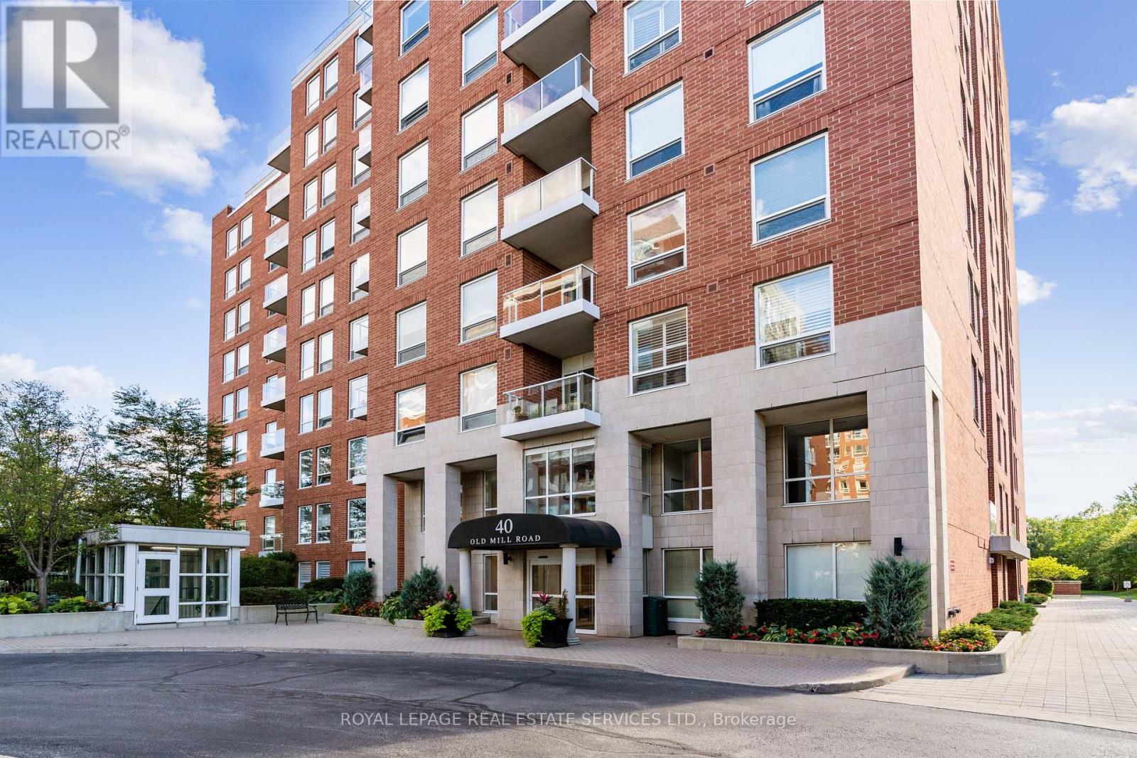 Ph2 - 40 Old Mill Road, Oakville, Ontario  L6J 7W2 - Photo 2 - W12160129