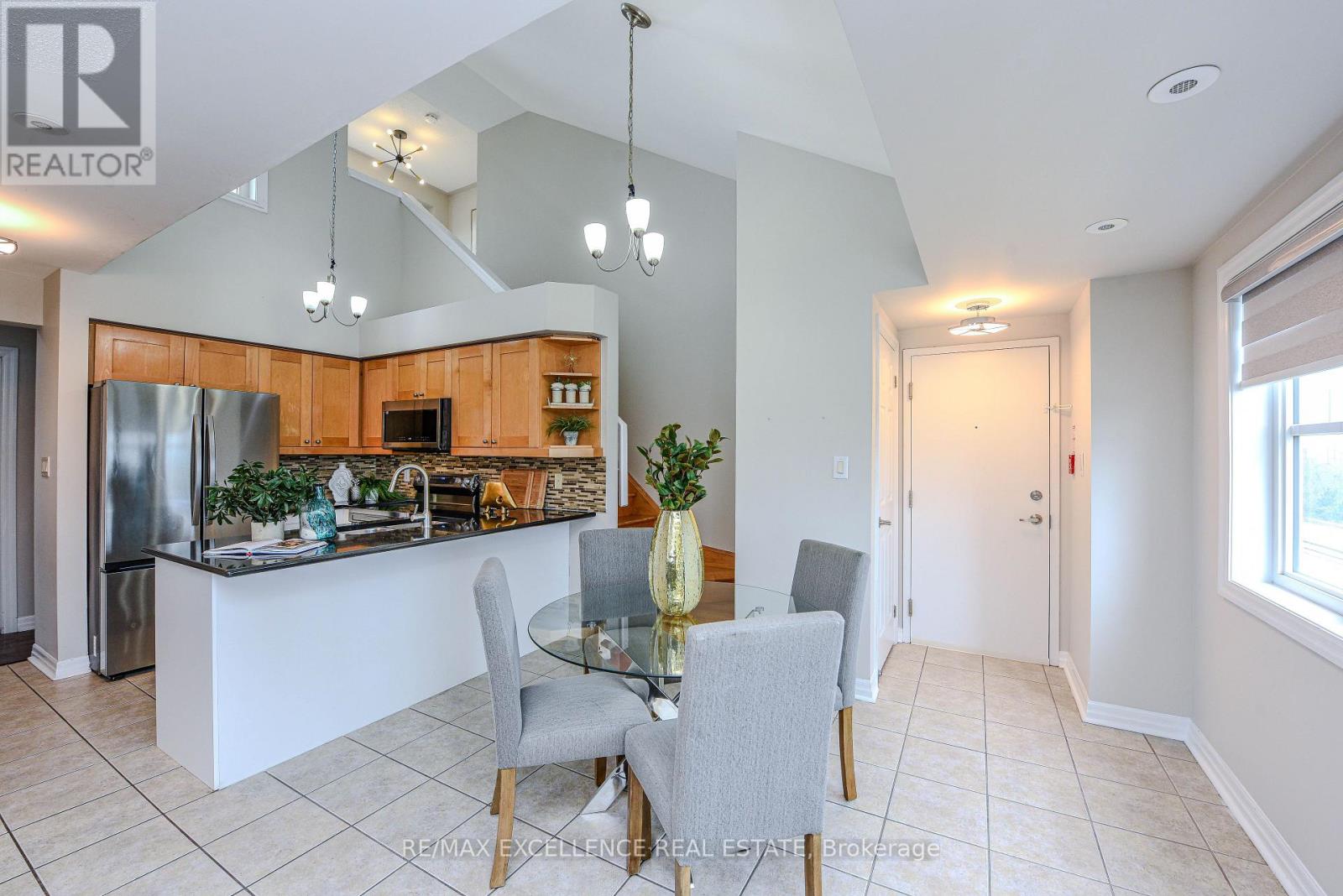 6 - 599 Dundas Street W, Mississauga (Cooksville), Ontario  L5B 0B3 - Photo 10 - W12160130