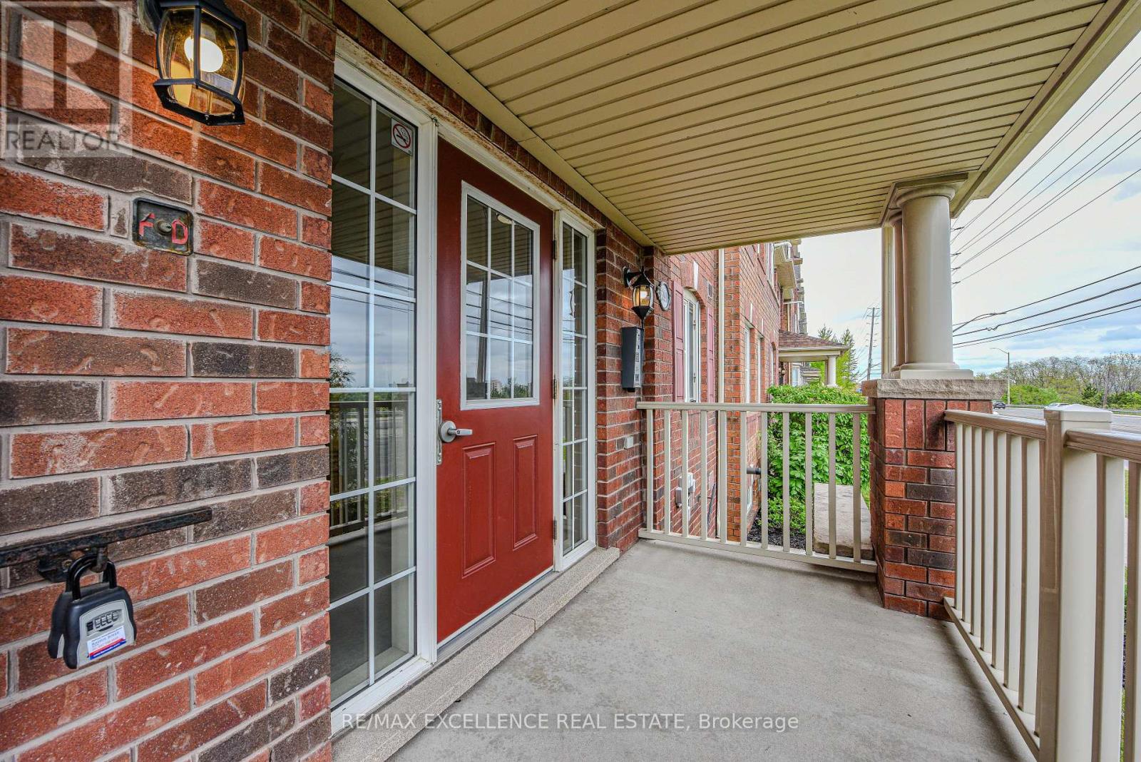 6 - 599 Dundas Street W, Mississauga (Cooksville), Ontario  L5B 0B3 - Photo 3 - W12160130
