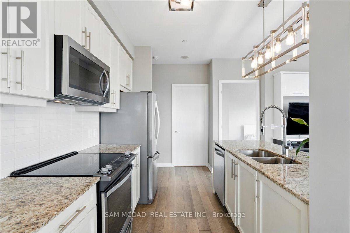 2002 - 3975 Grand Park Drive, Mississauga, Ontario  L5B 0K4 - Photo 12 - W12160142